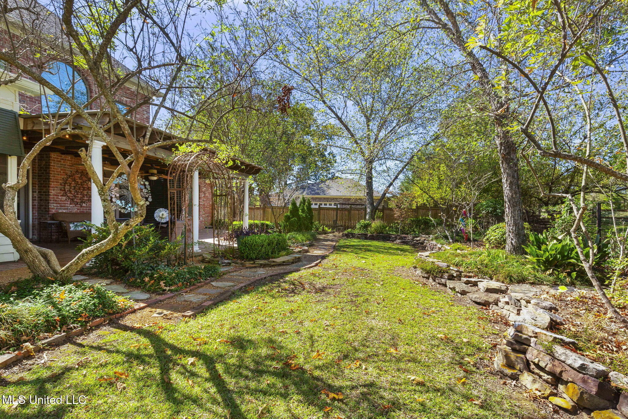 176 Northshore Boulevard Property Photo 80