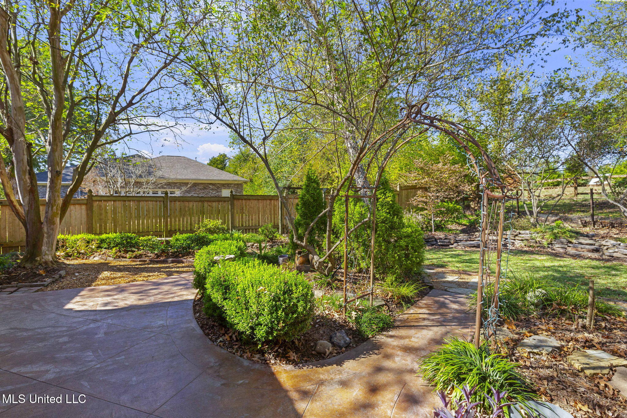 176 Northshore Boulevard Property Photo 88