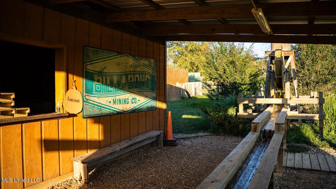 11342 E Highway 955 Property Photo 25