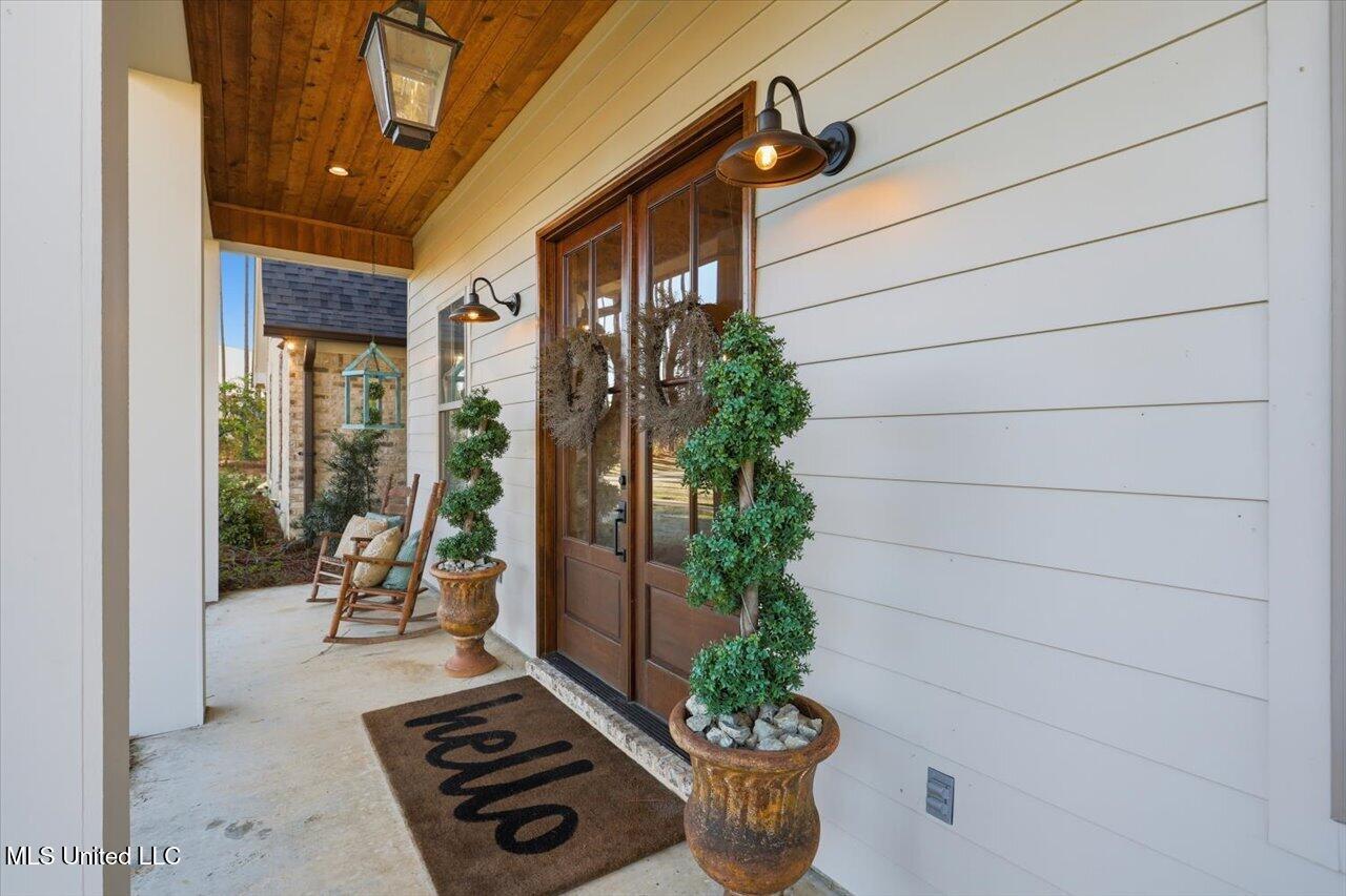 202 Lost Oak Lane Property Photo 8