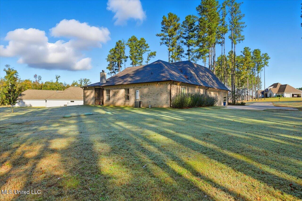 202 Lost Oak Lane Property Photo 44