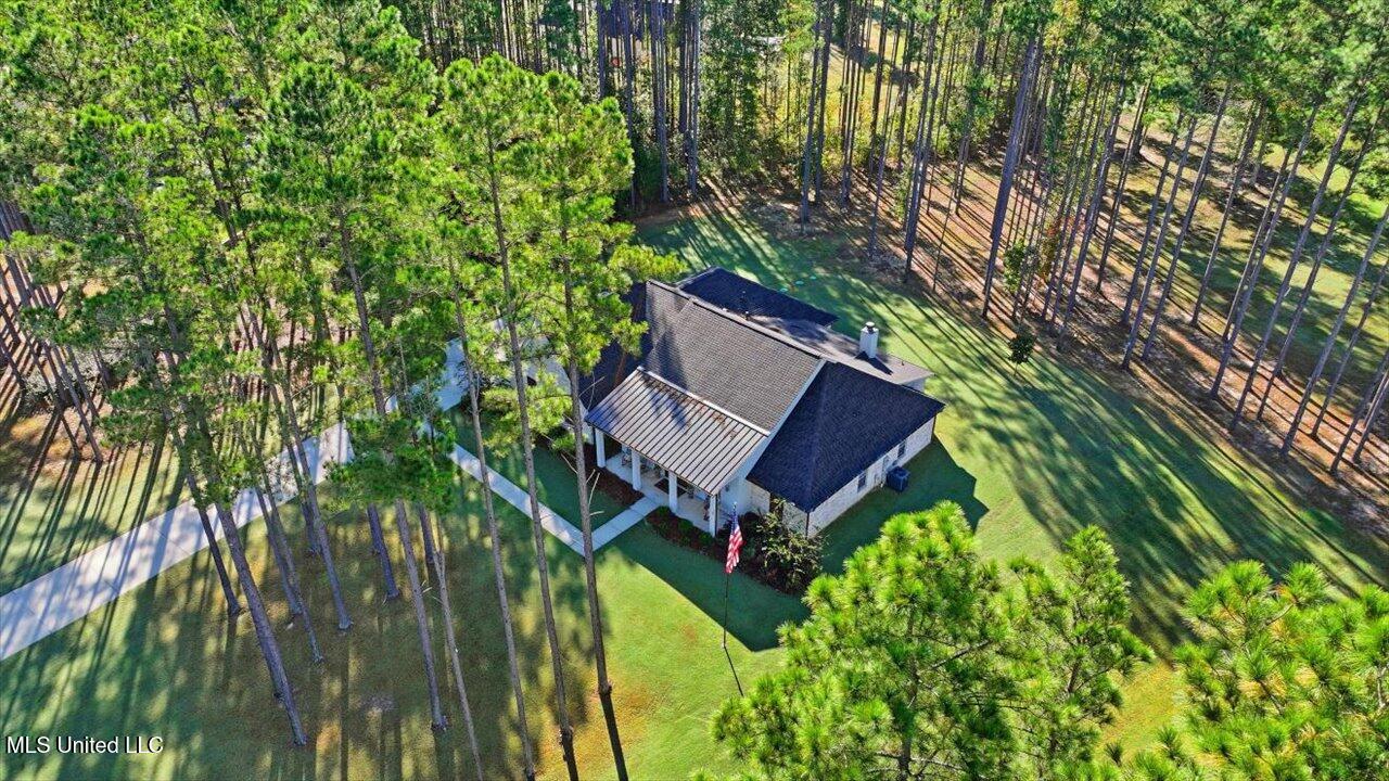 202 Lost Oak Lane Property Photo 51