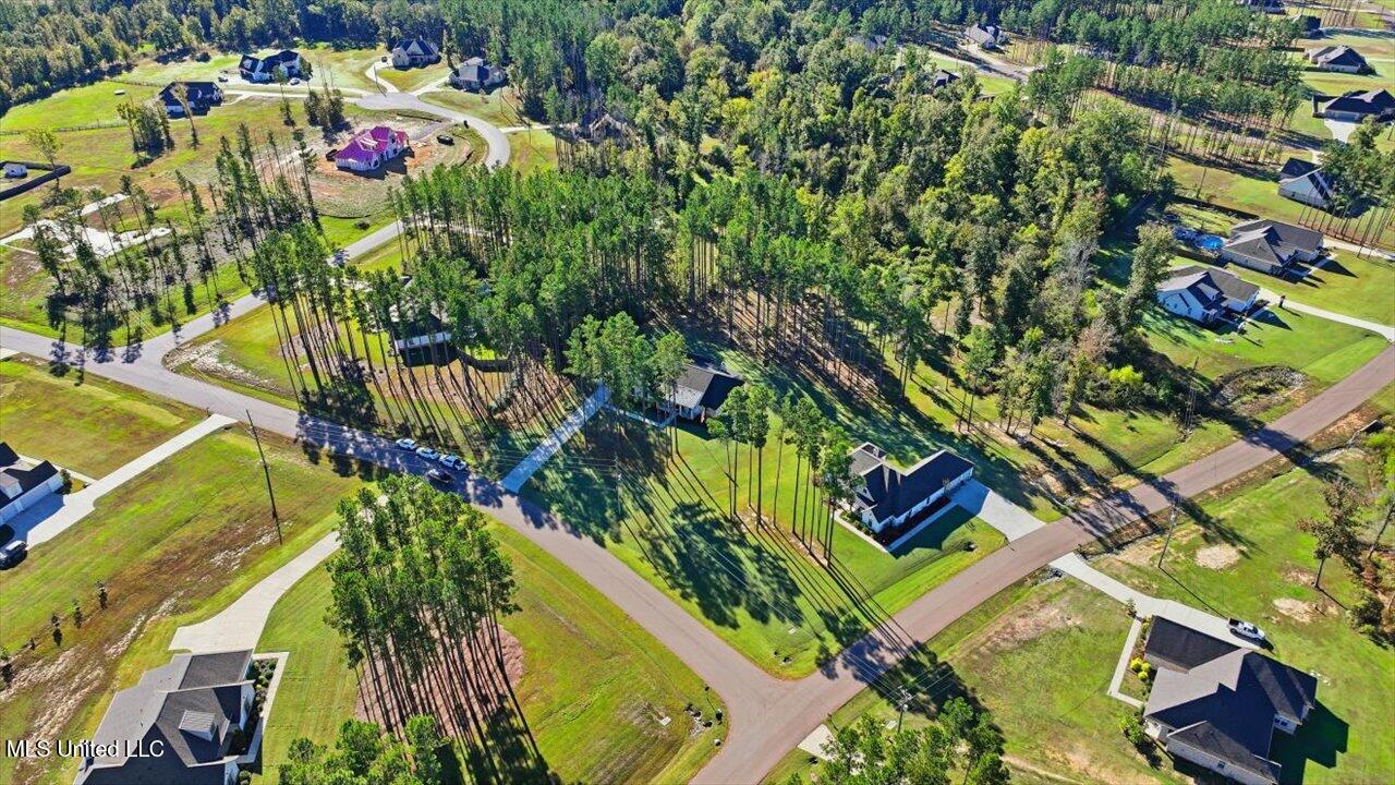 202 Lost Oak Lane Property Photo 57