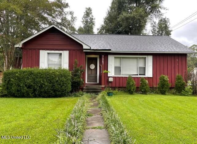 711 Bell Avenue Property Photo 1