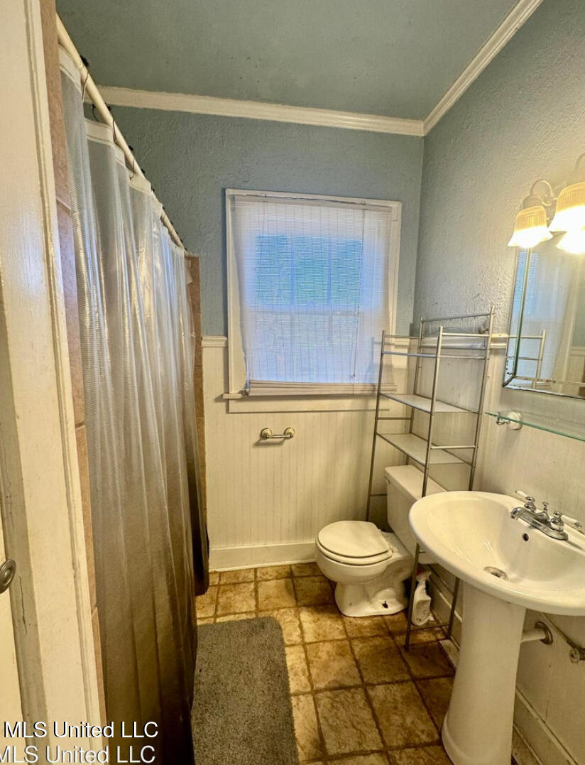 711 Bell Avenue Property Photo 5