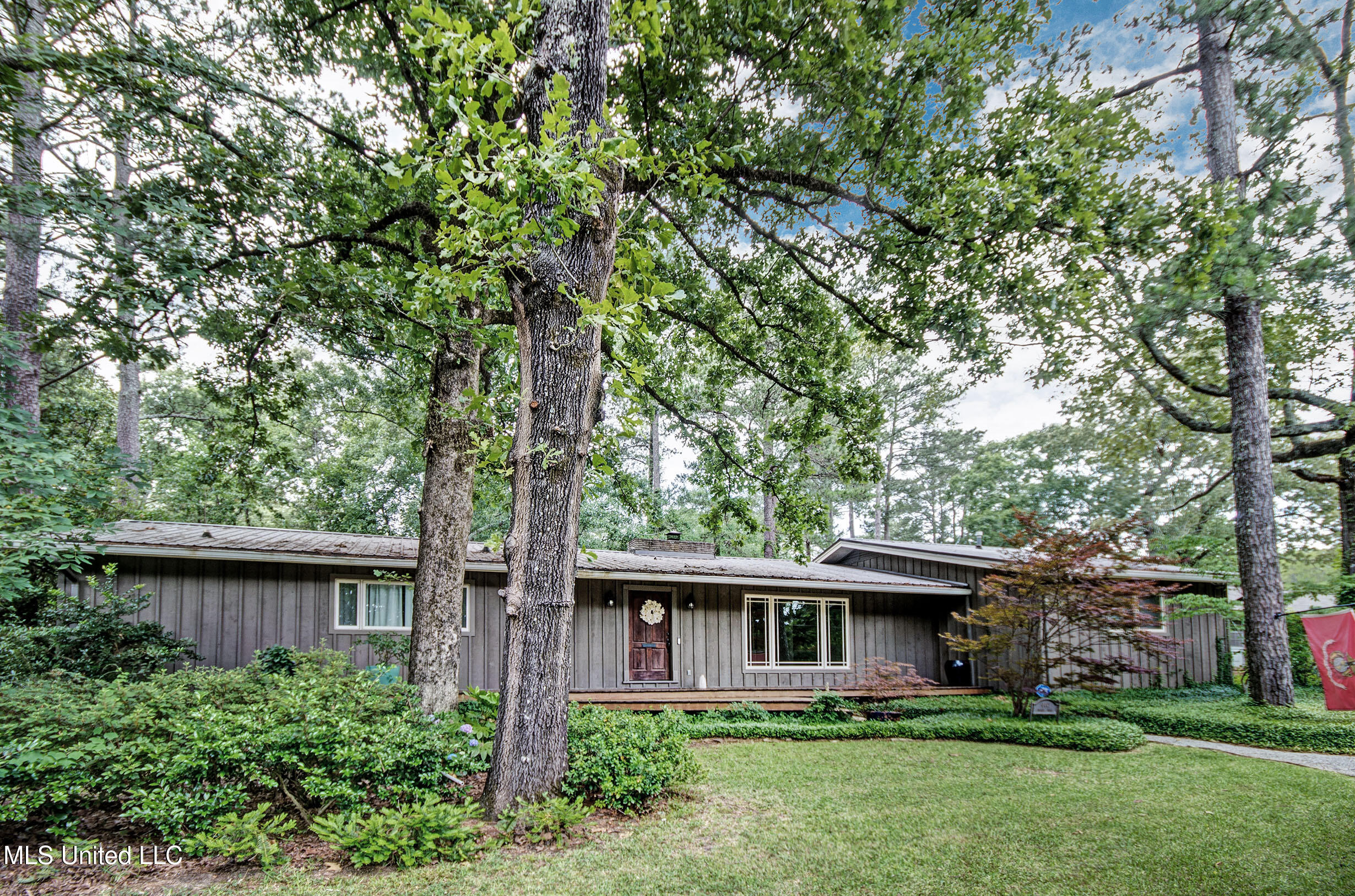 4441 Hickory Ridge Road Property Photo 2