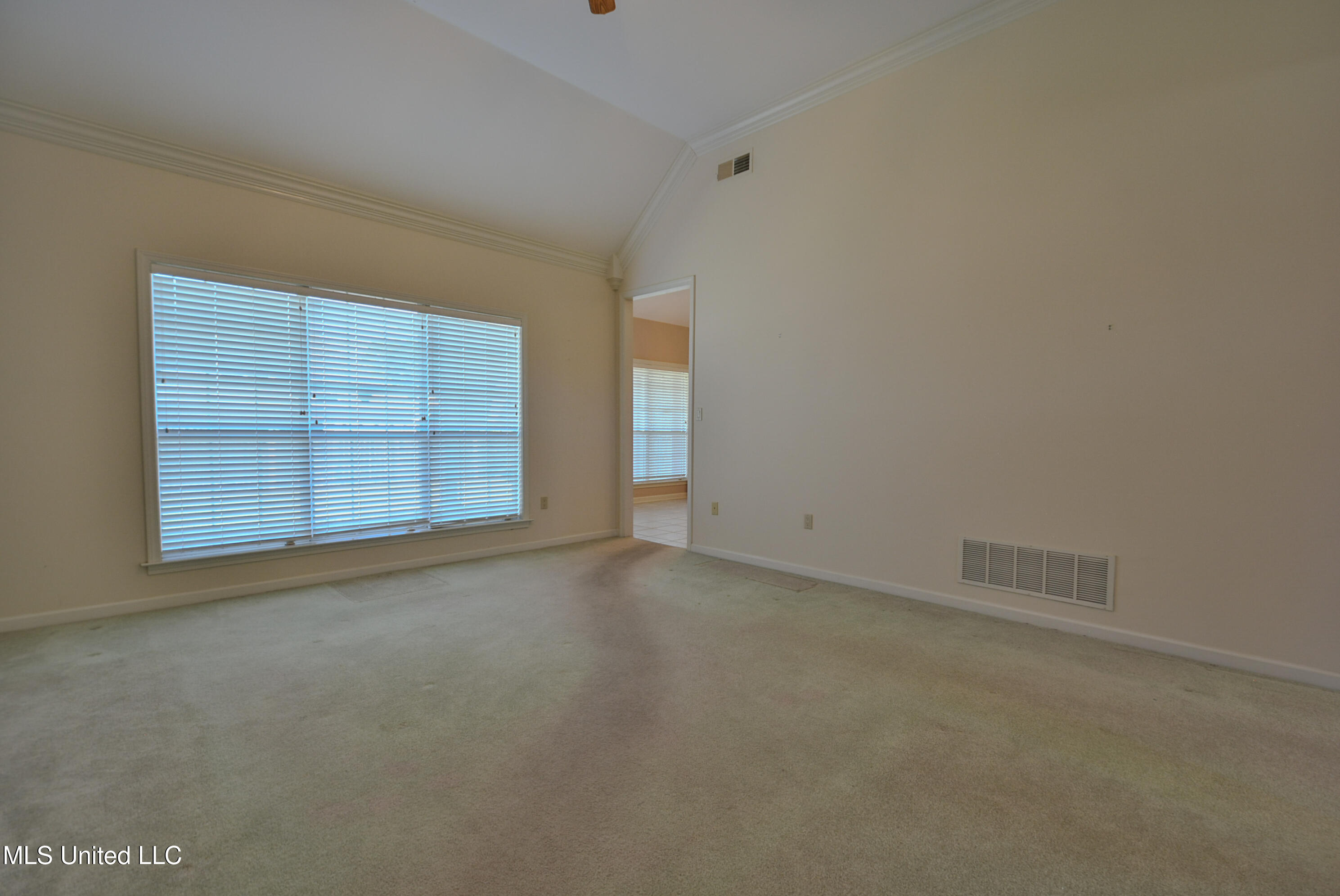 9354 Gee Gee Drive Property Photo 5