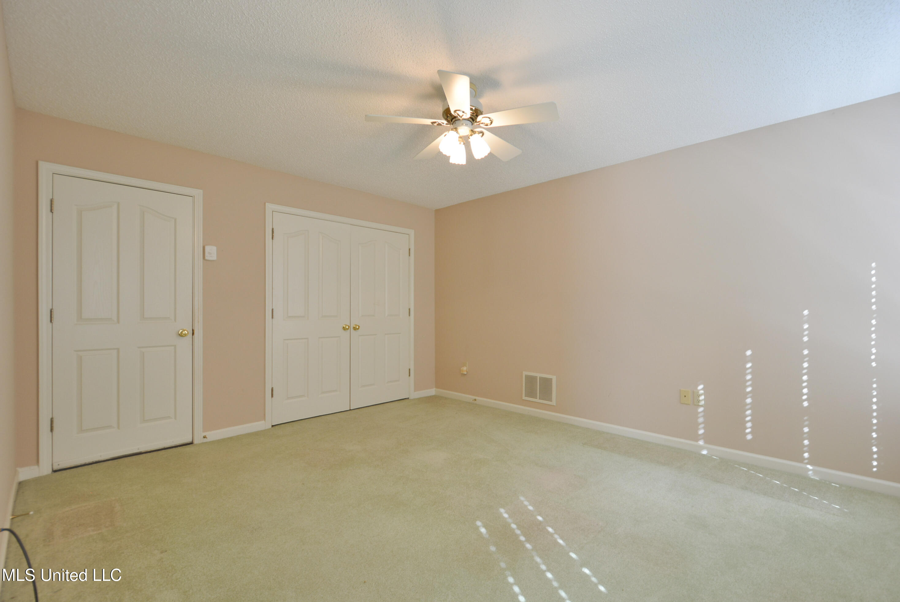 9354 Gee Gee Drive Property Photo 26