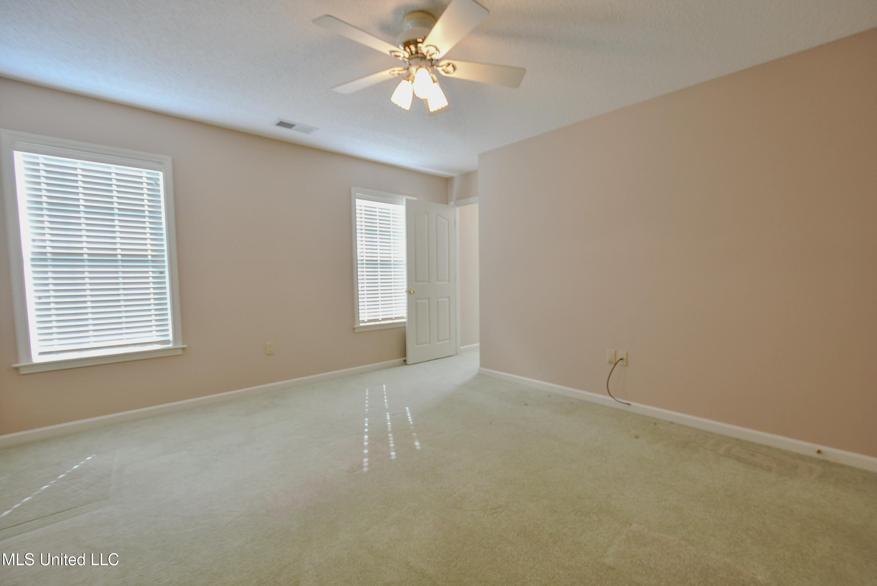 9354 Gee Gee Drive Property Photo 27