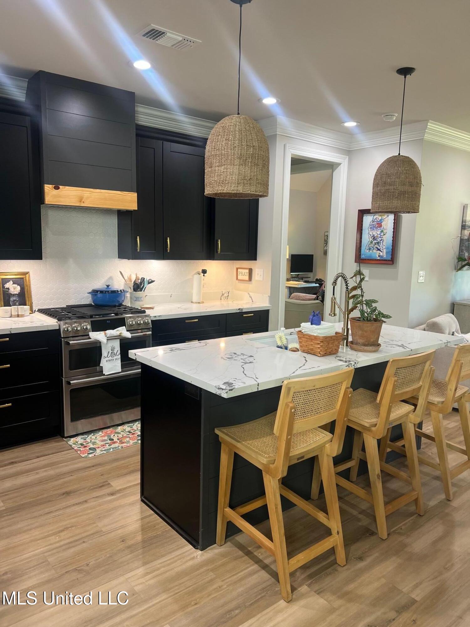 87120 Highpoint Drive Property Photo 4