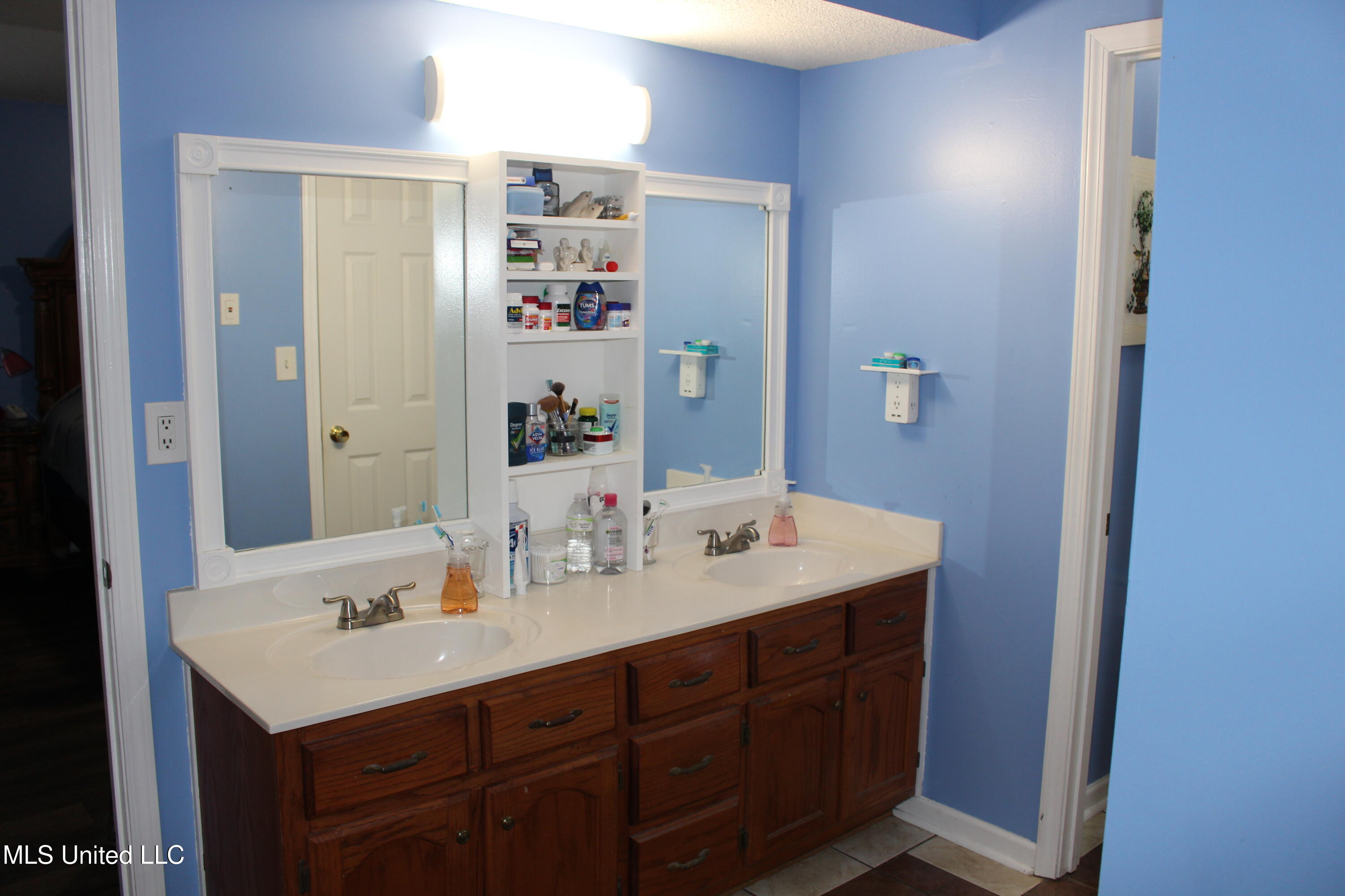 6266 Oak Circle Property Photo 16