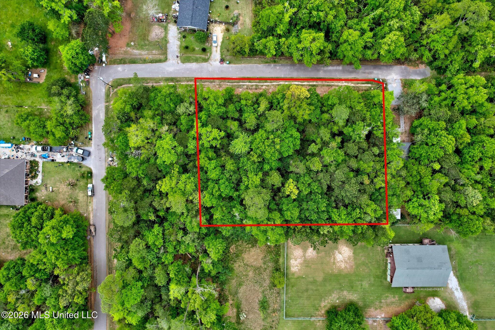 Duvernay Road Property Photo 5