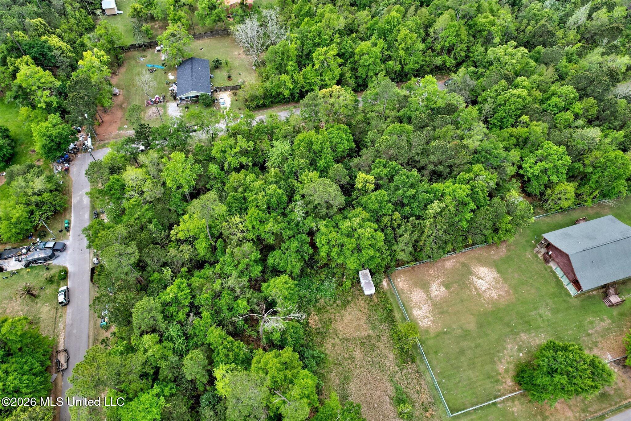 Duvernay Road Property Photo 7