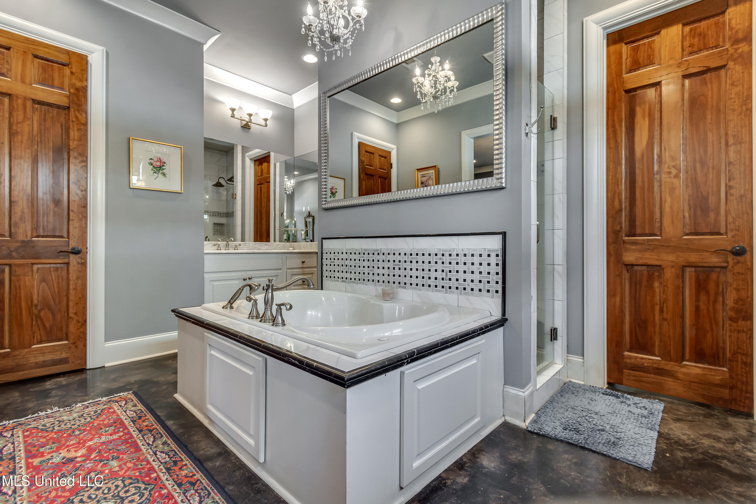 230 Arbor Trail Property Photo 21