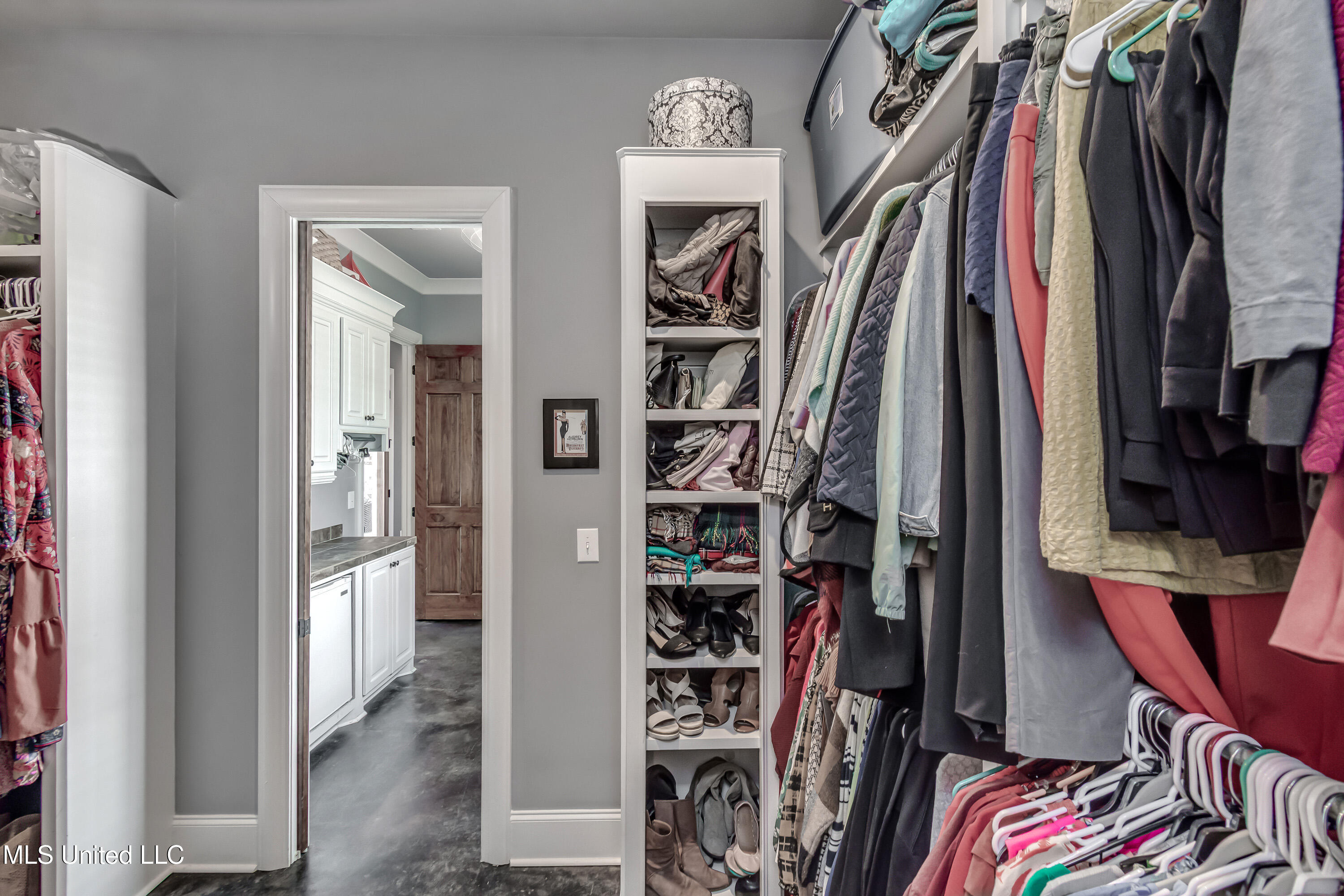 230 Arbor Trail Property Photo 22