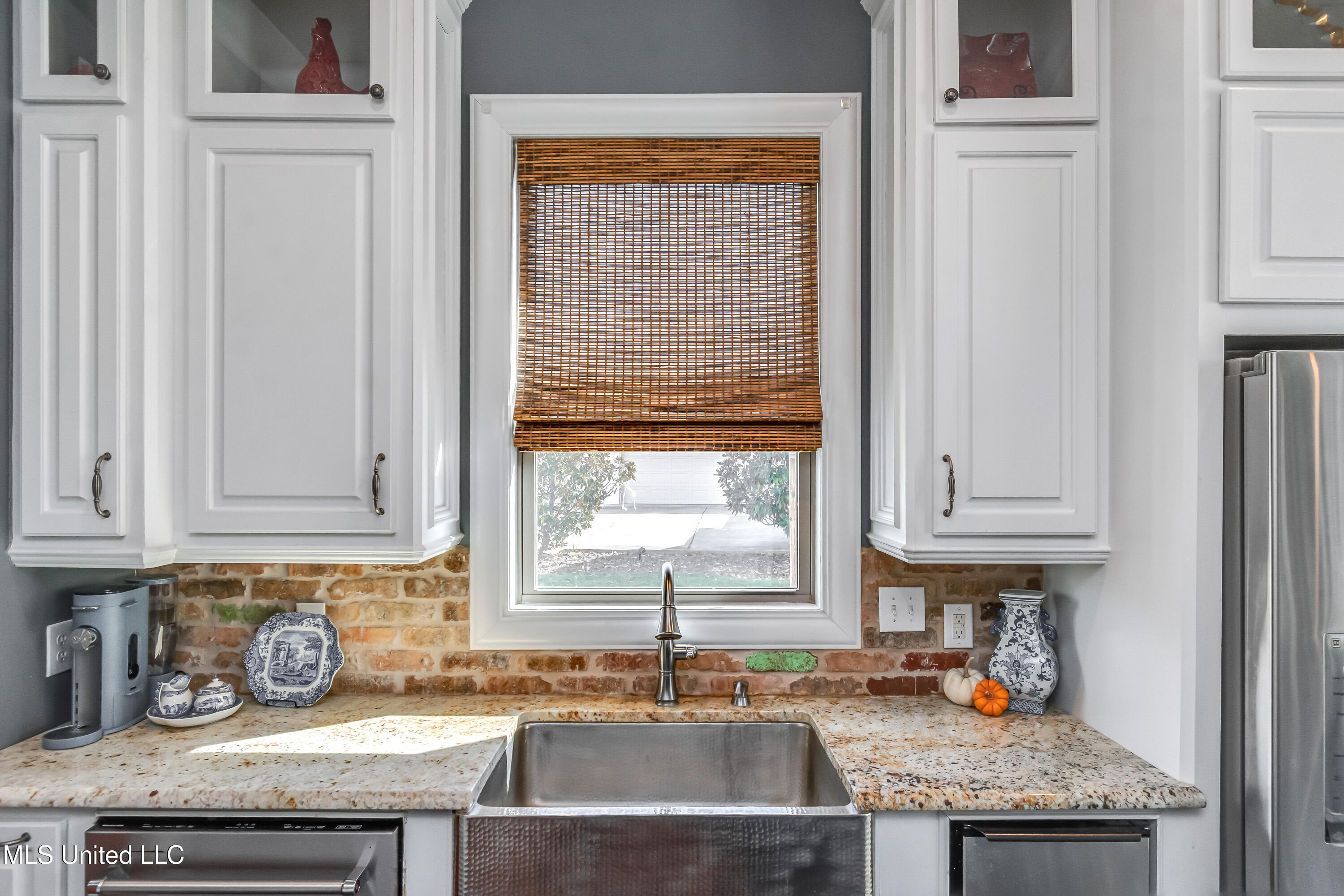 230 Arbor Trail Property Photo 36