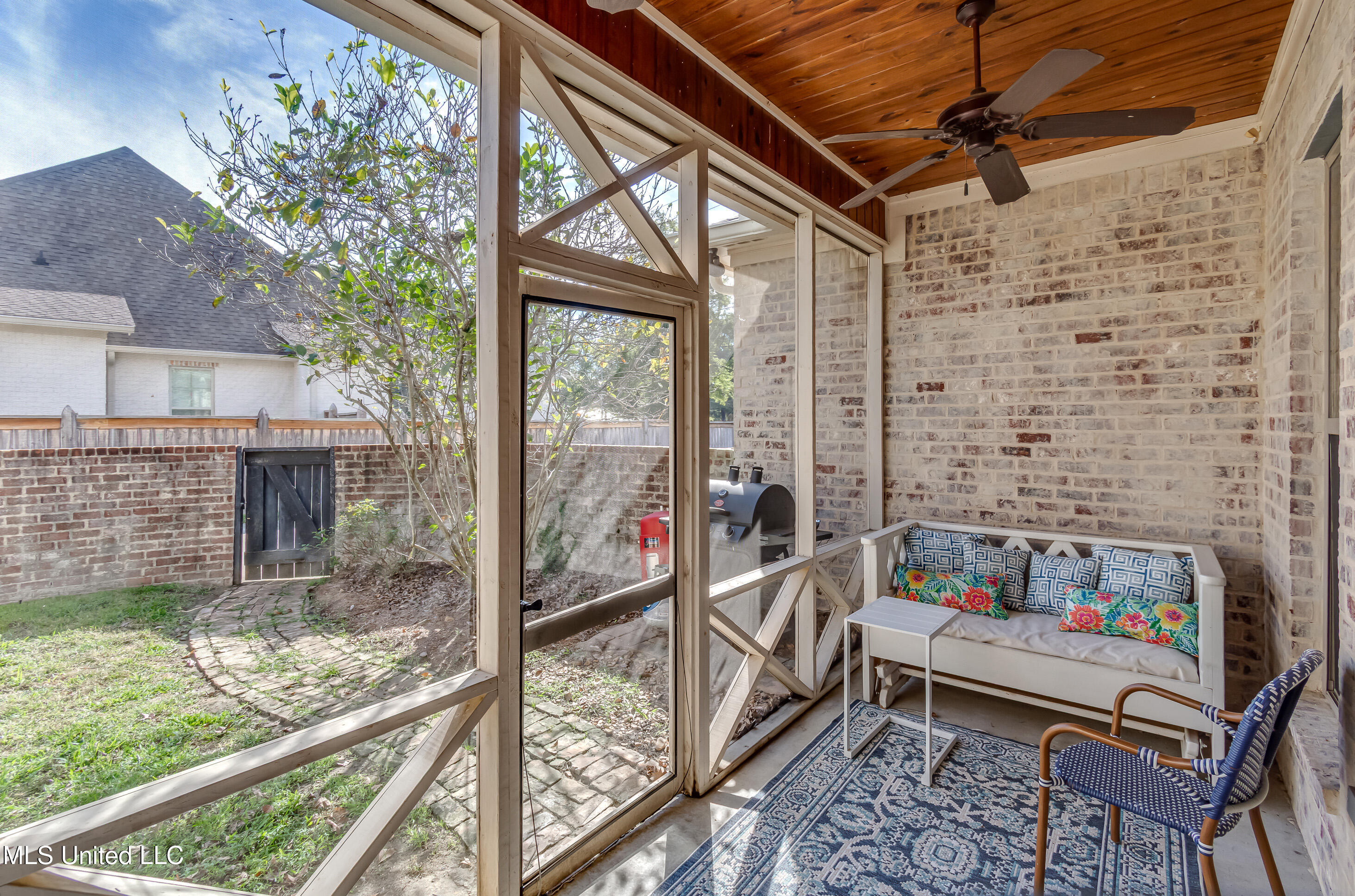 230 Arbor Trail Property Photo 53