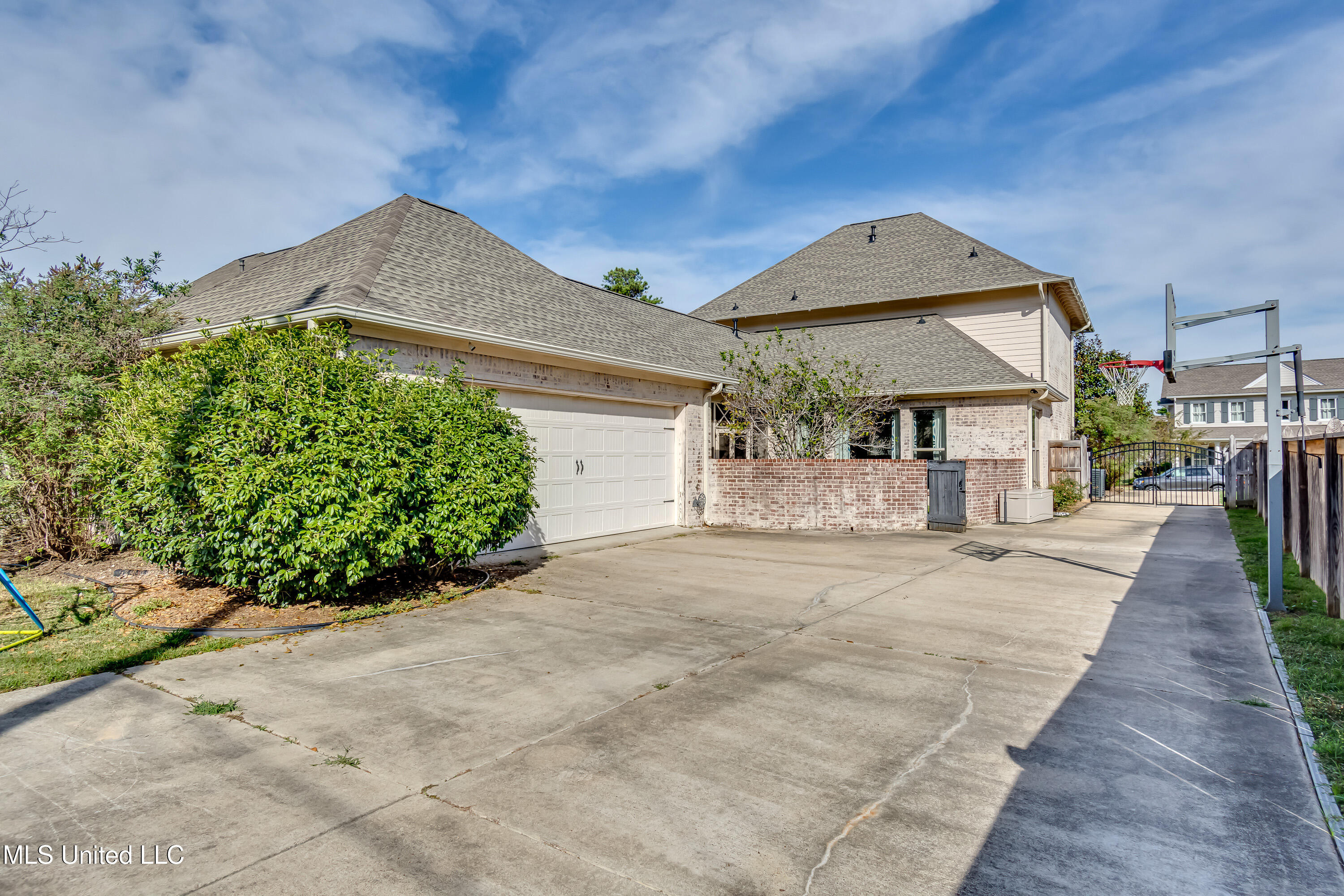 230 Arbor Trail Property Photo 57