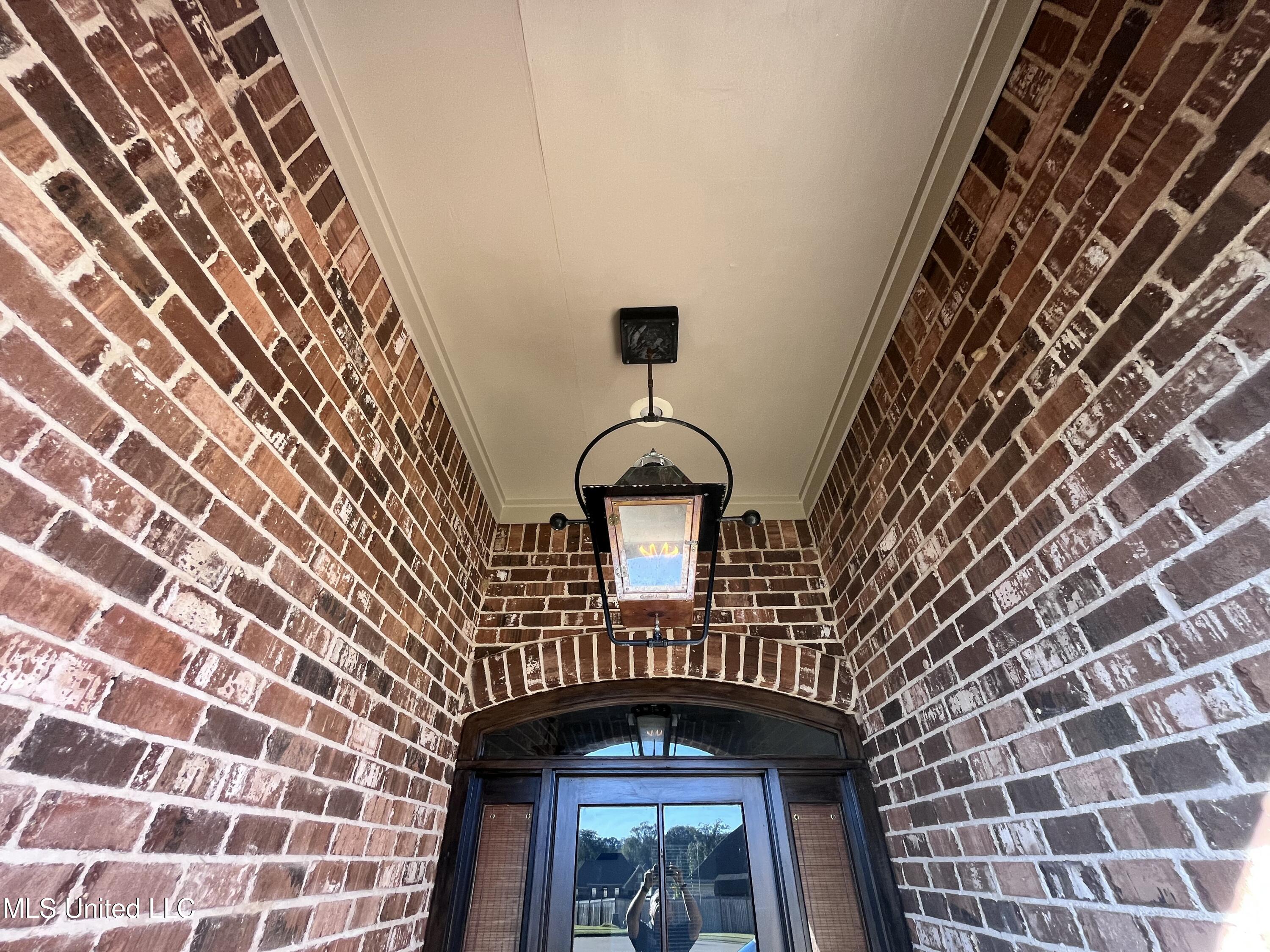 306 Cedar Stone Court Property Photo 2