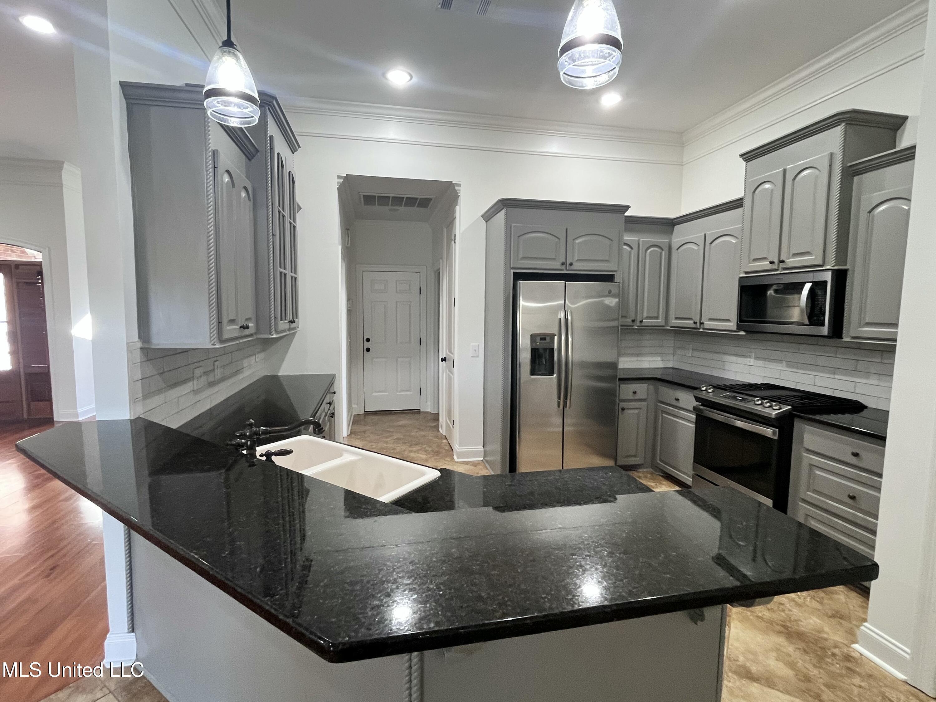 306 Cedar Stone Court Property Photo 18