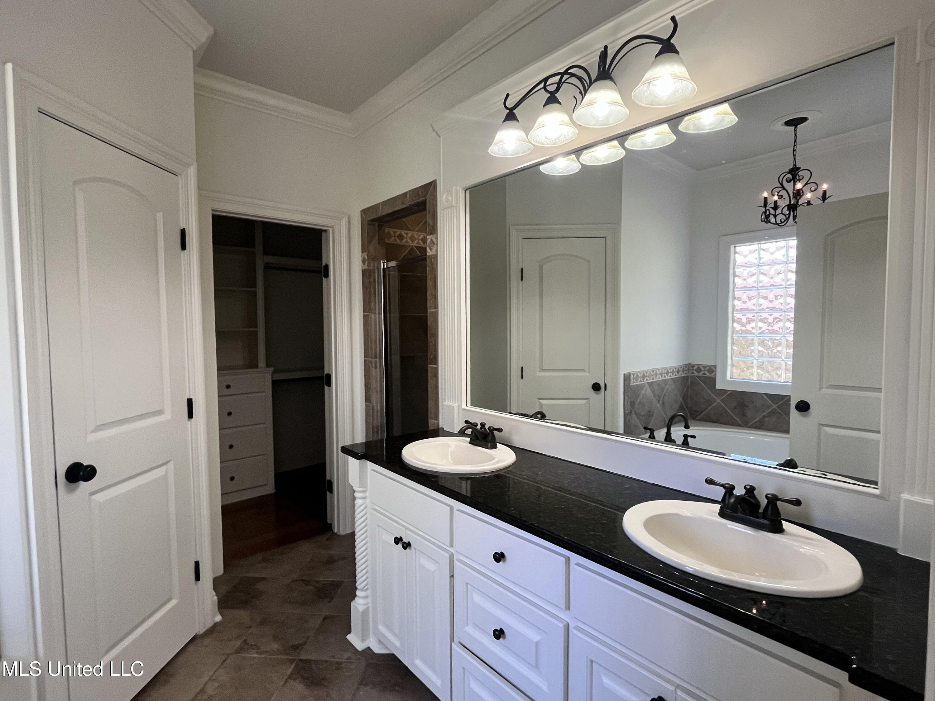 306 Cedar Stone Court Property Photo 23