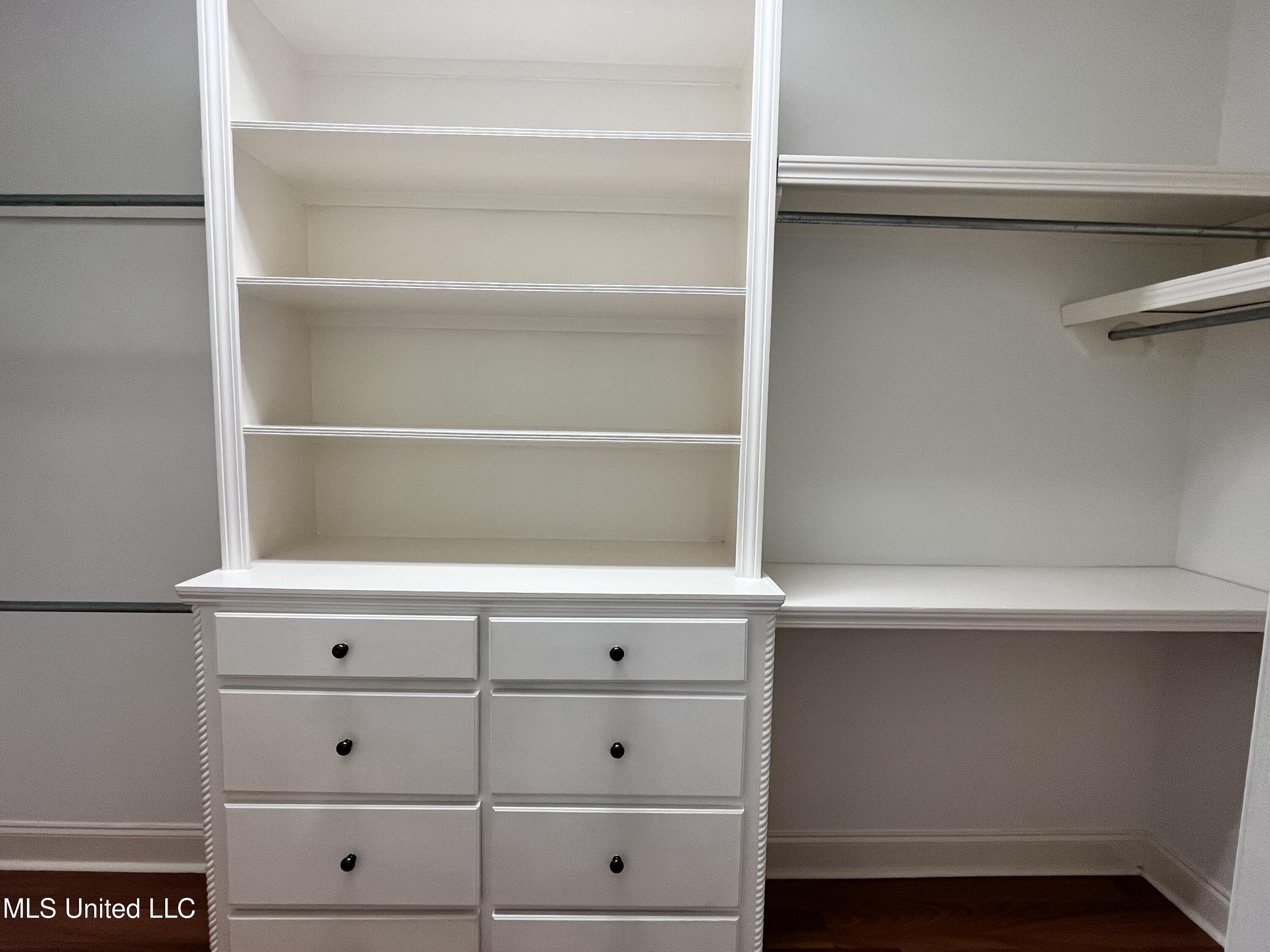 306 Cedar Stone Court Property Photo 26