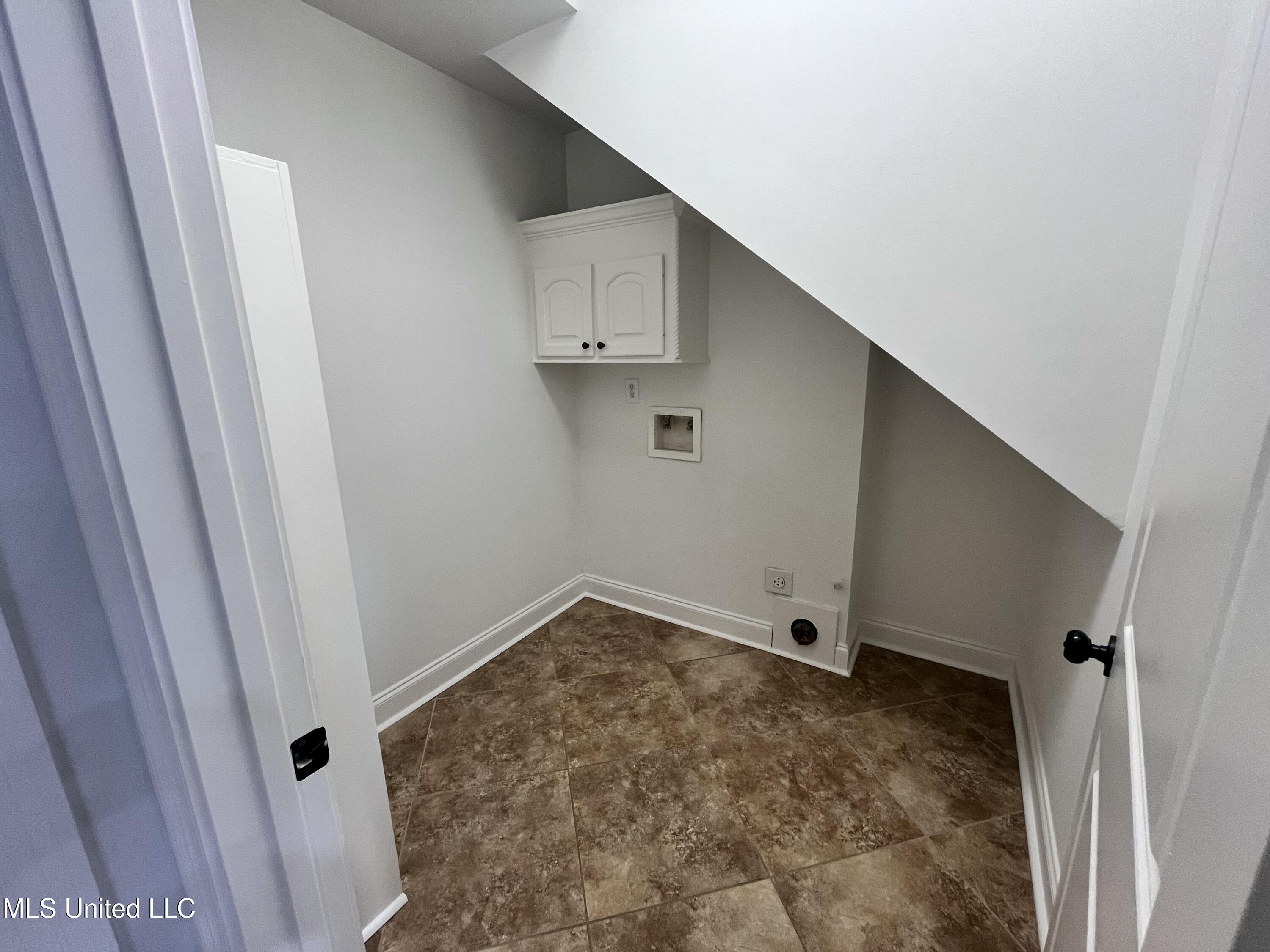 306 Cedar Stone Court Property Photo 34