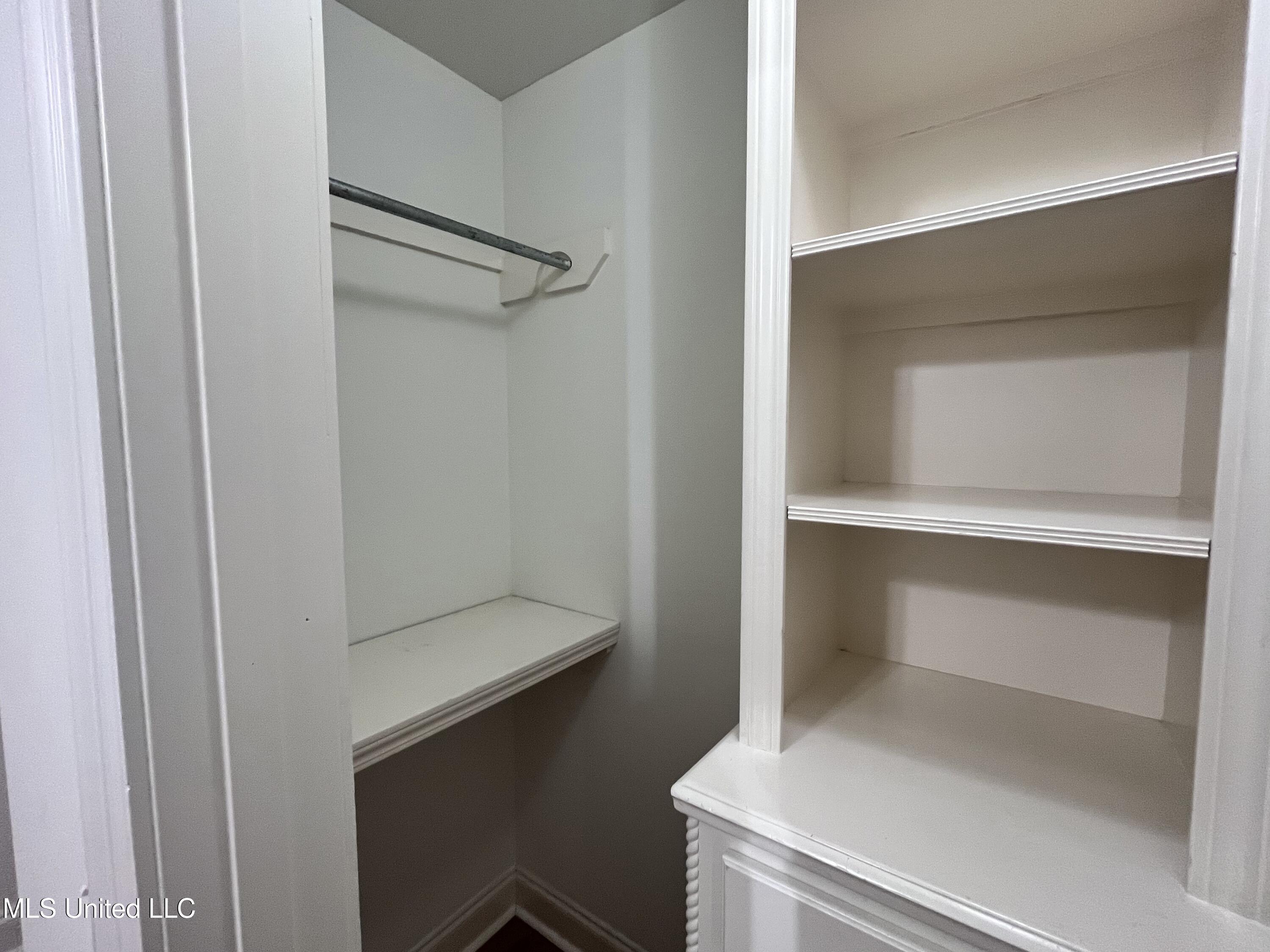 306 Cedar Stone Court Property Photo 43