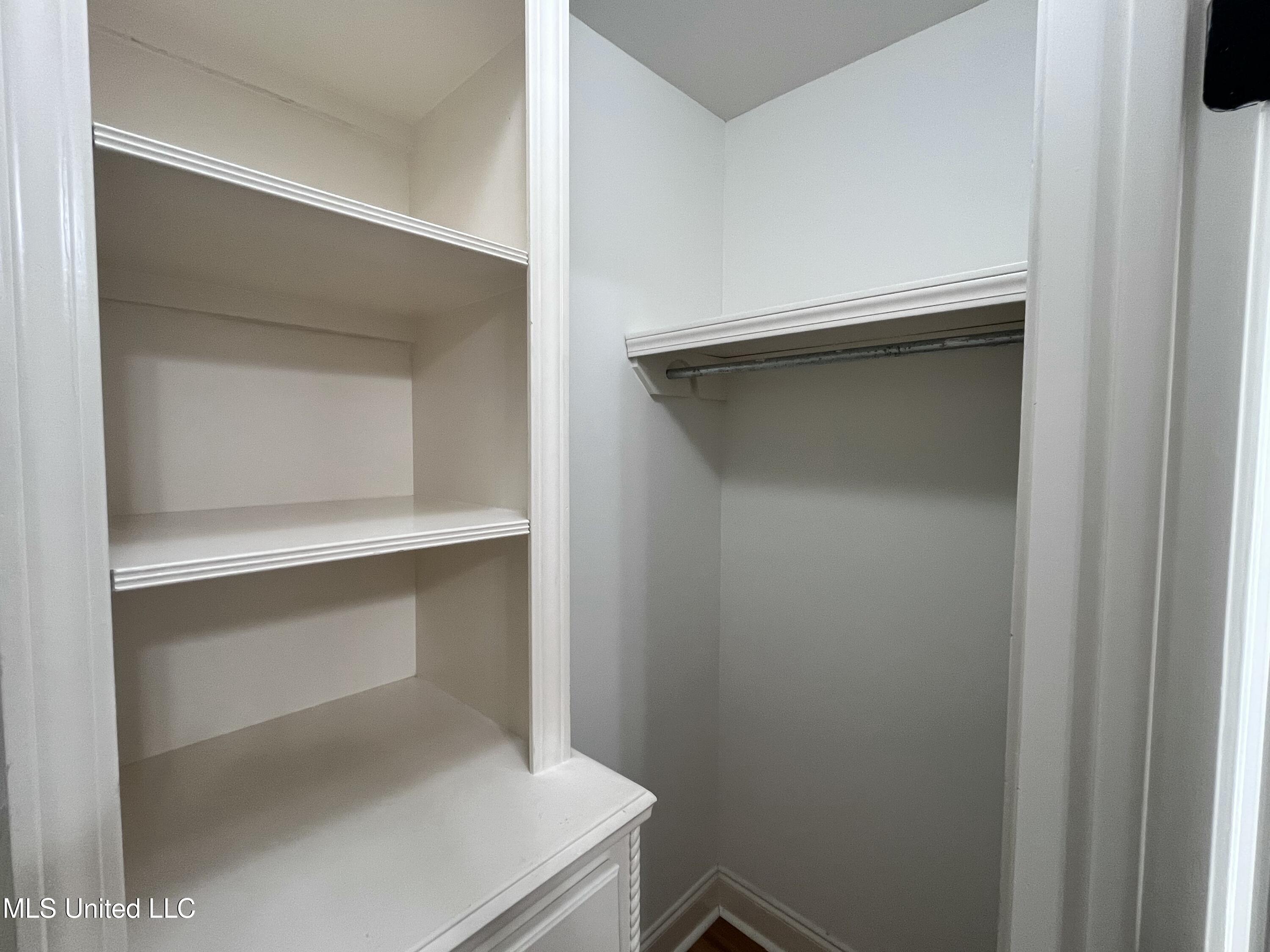 306 Cedar Stone Court Property Photo 44