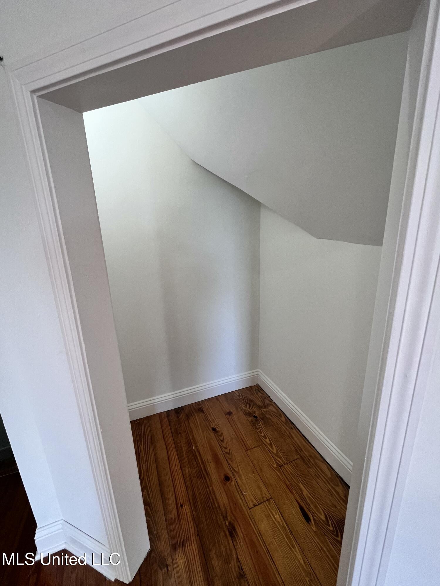 306 Cedar Stone Court Property Photo 46