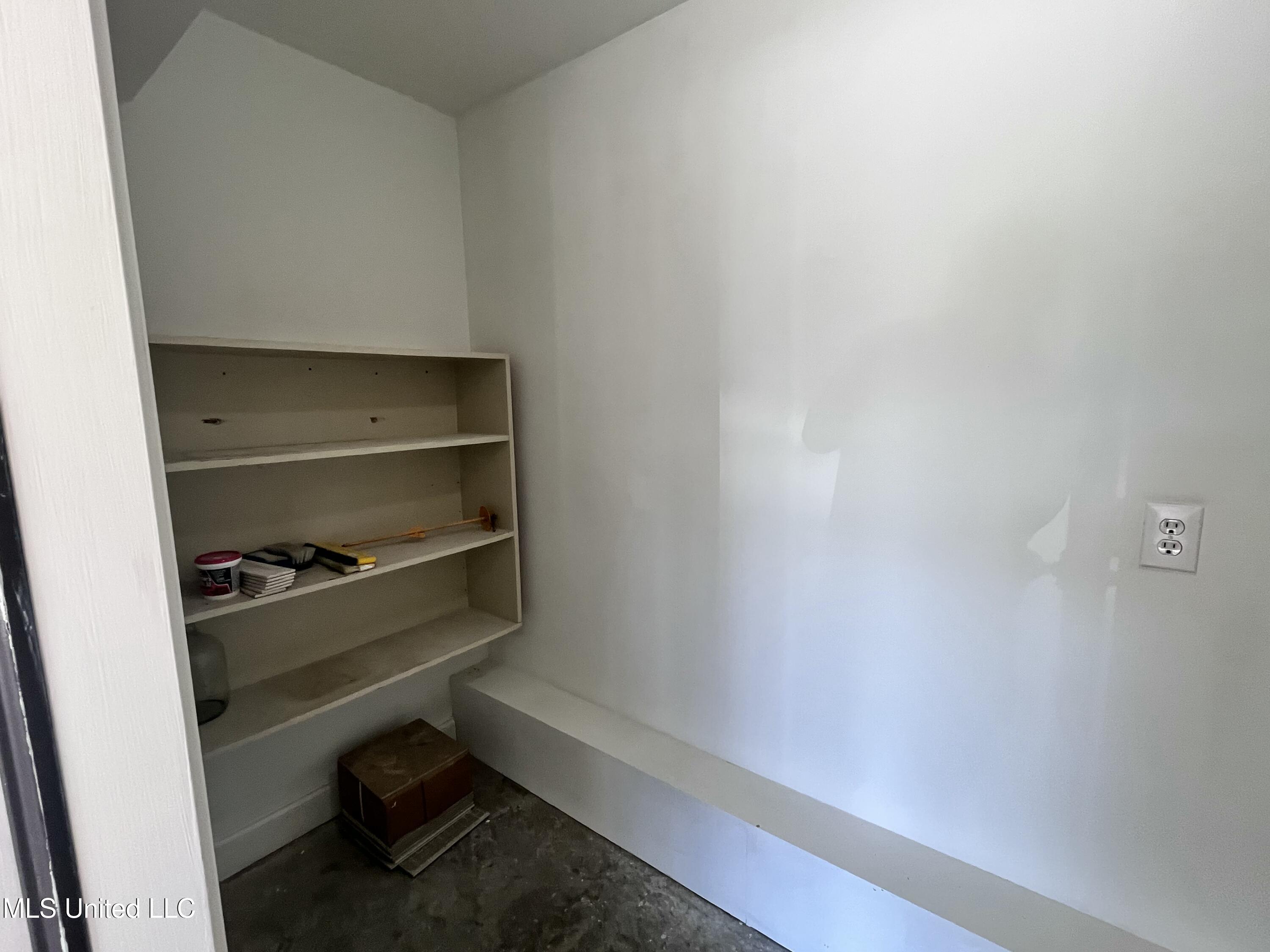 306 Cedar Stone Court Property Photo 68