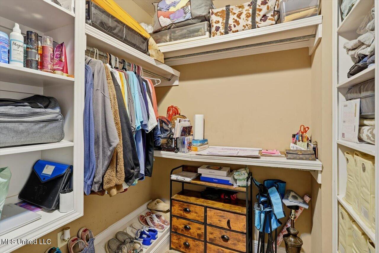 2008 Brookstone Place Property Photo 28