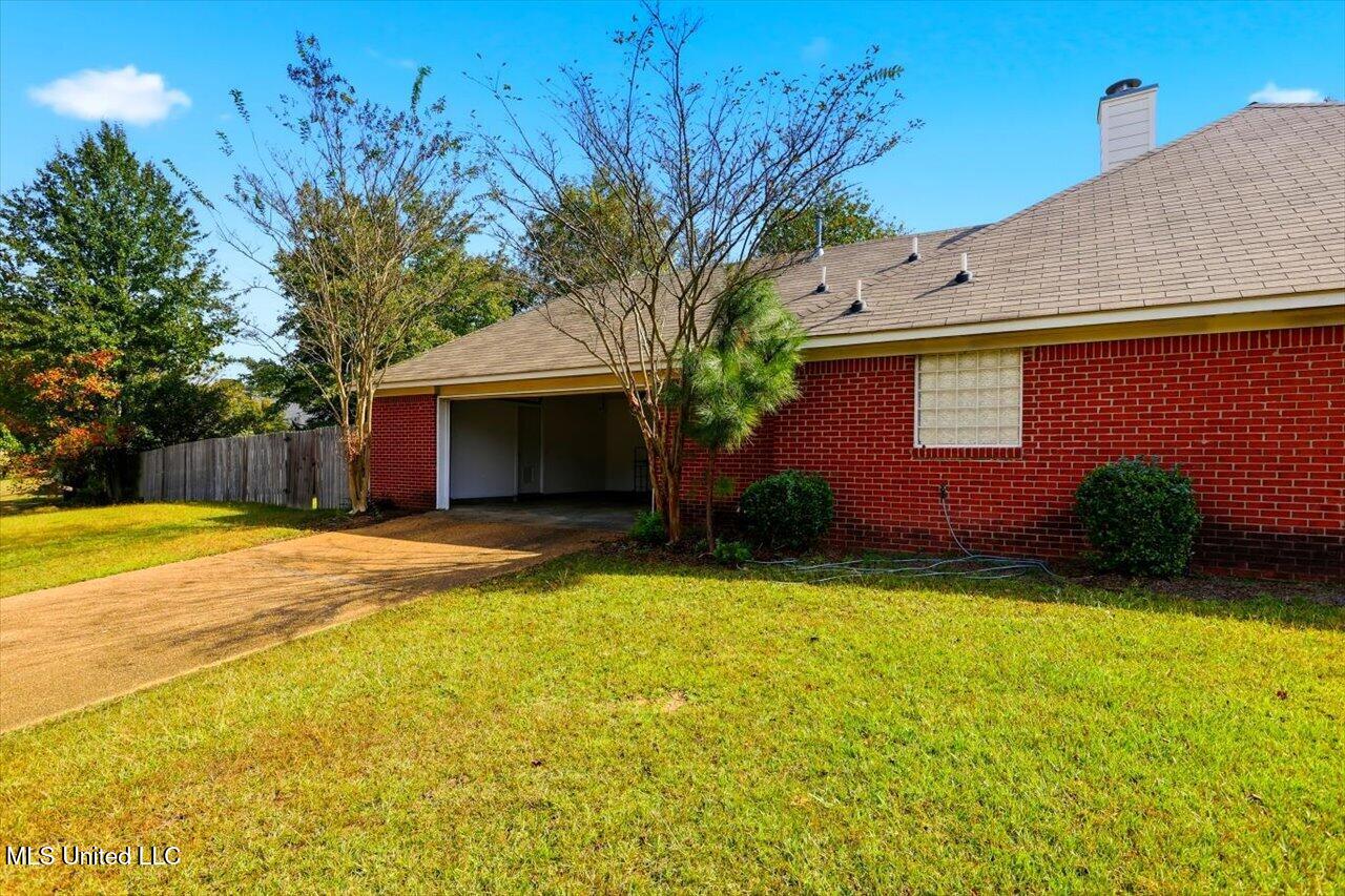 2046 S Cobblestone Cove Property Photo 24