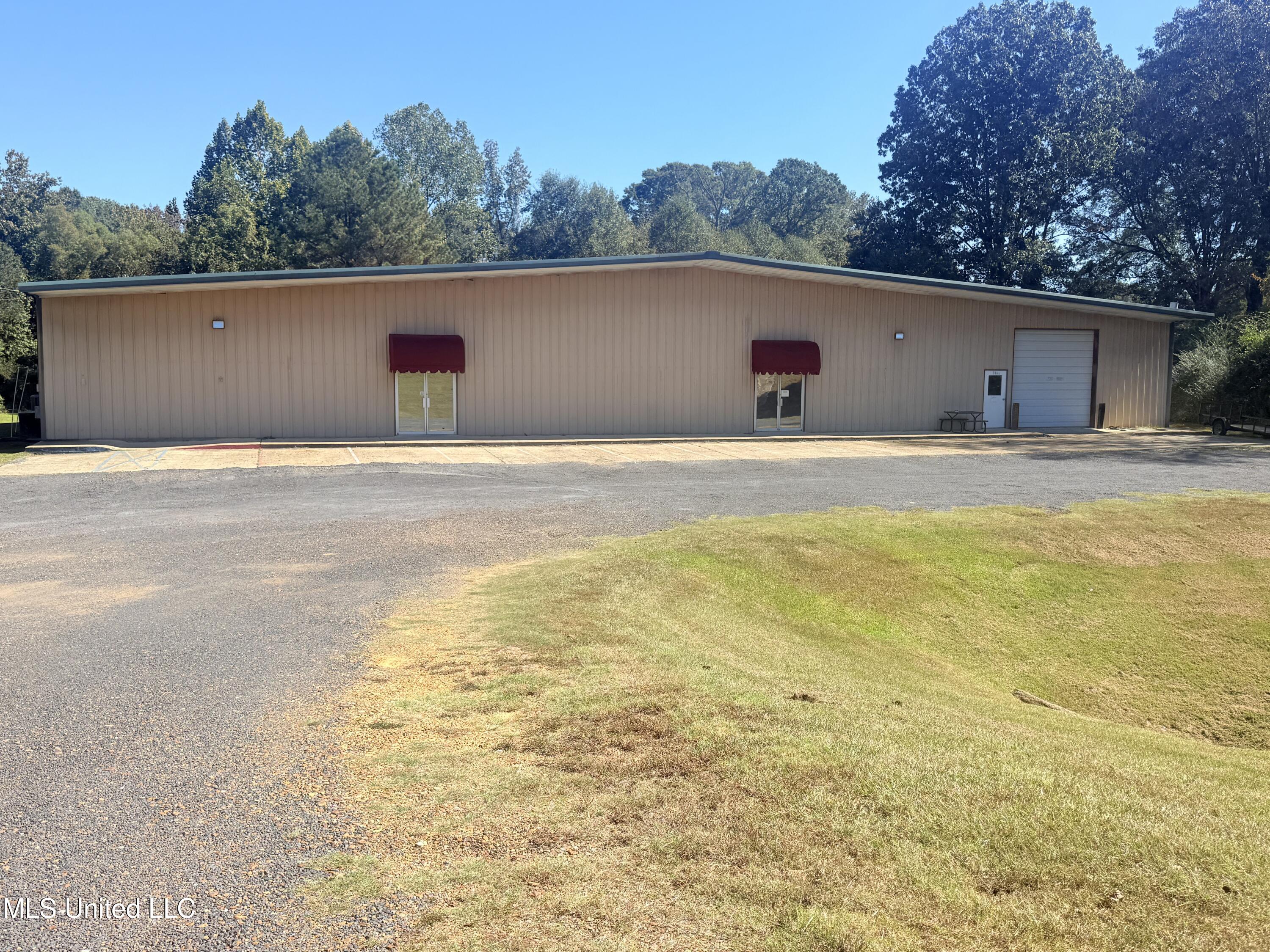 3440 Commerce Street Property Photo 1