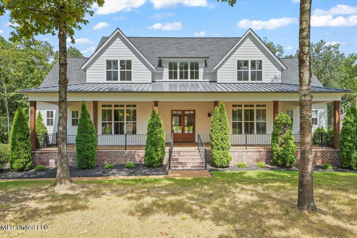 6264 Valley Oaks Drive Property Photo 1