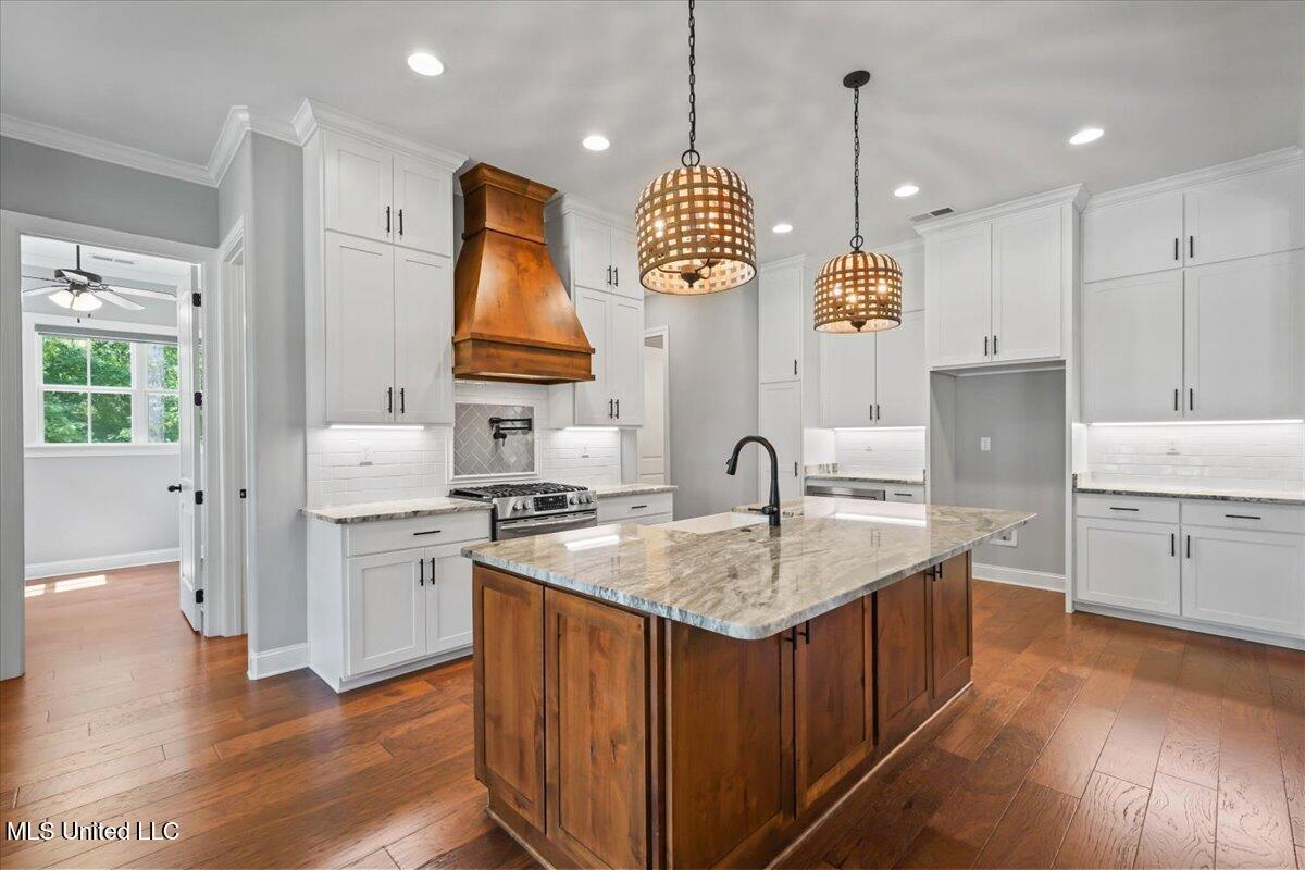 6264 Valley Oaks Drive Property Photo 12