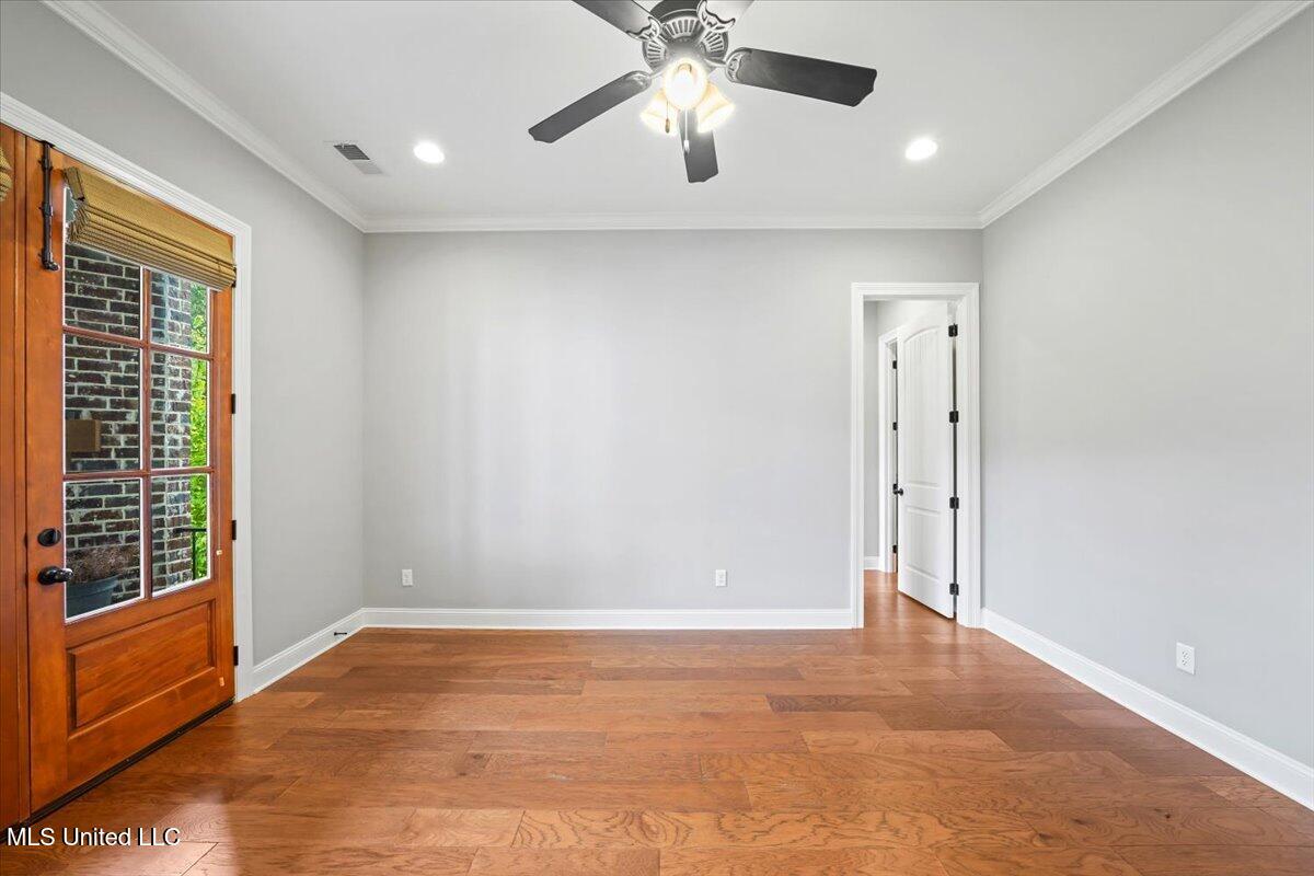 6264 Valley Oaks Drive Property Photo 20
