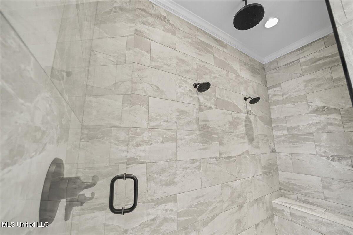6264 Valley Oaks Drive Property Photo 24