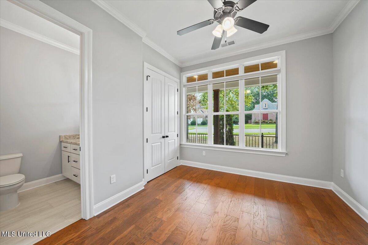 6264 Valley Oaks Drive Property Photo 26