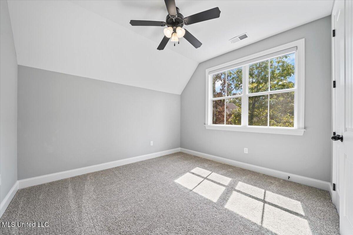 6264 Valley Oaks Drive Property Photo 37