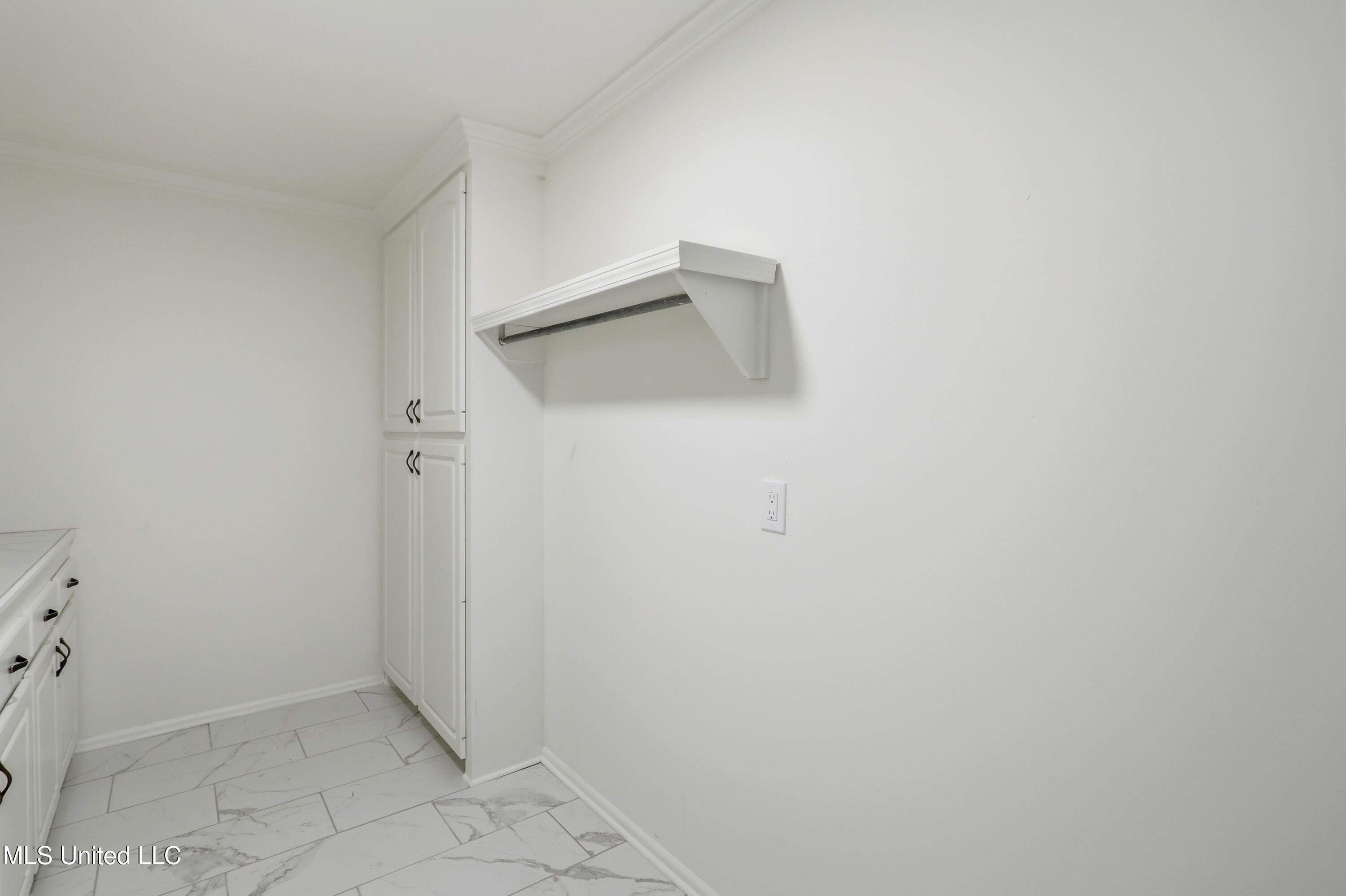 33 Pebble Hill Drive Property Photo 24