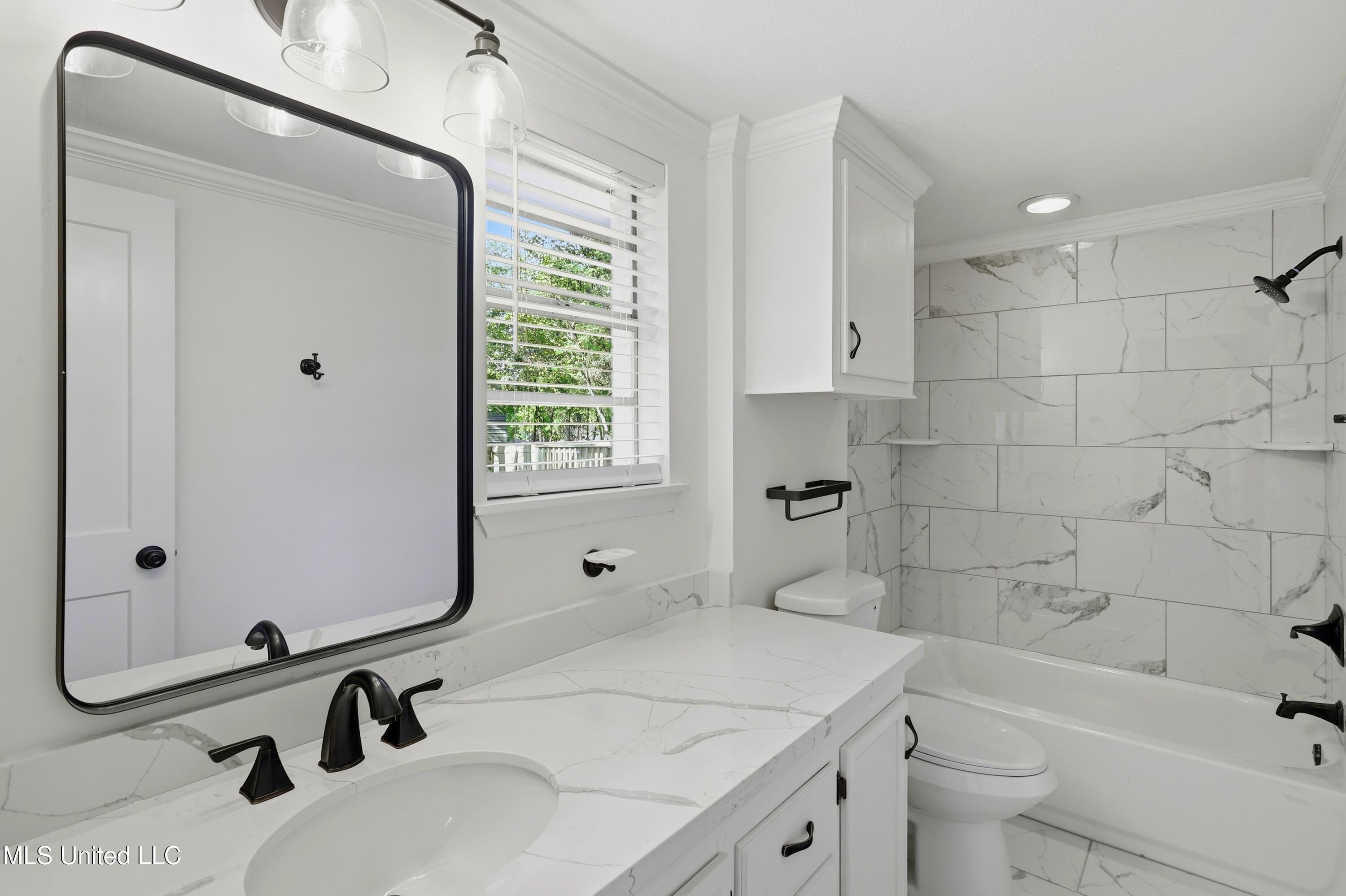 33 Pebble Hill Drive Property Photo 27