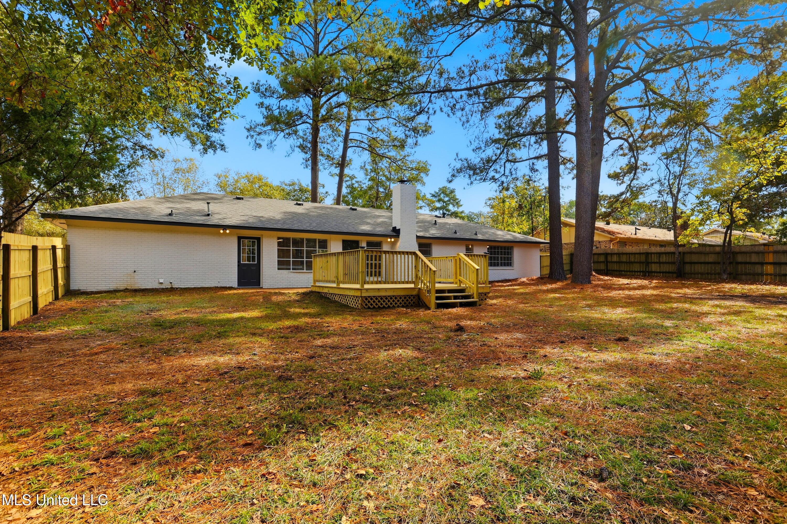 33 Pebble Hill Drive Property Photo 35