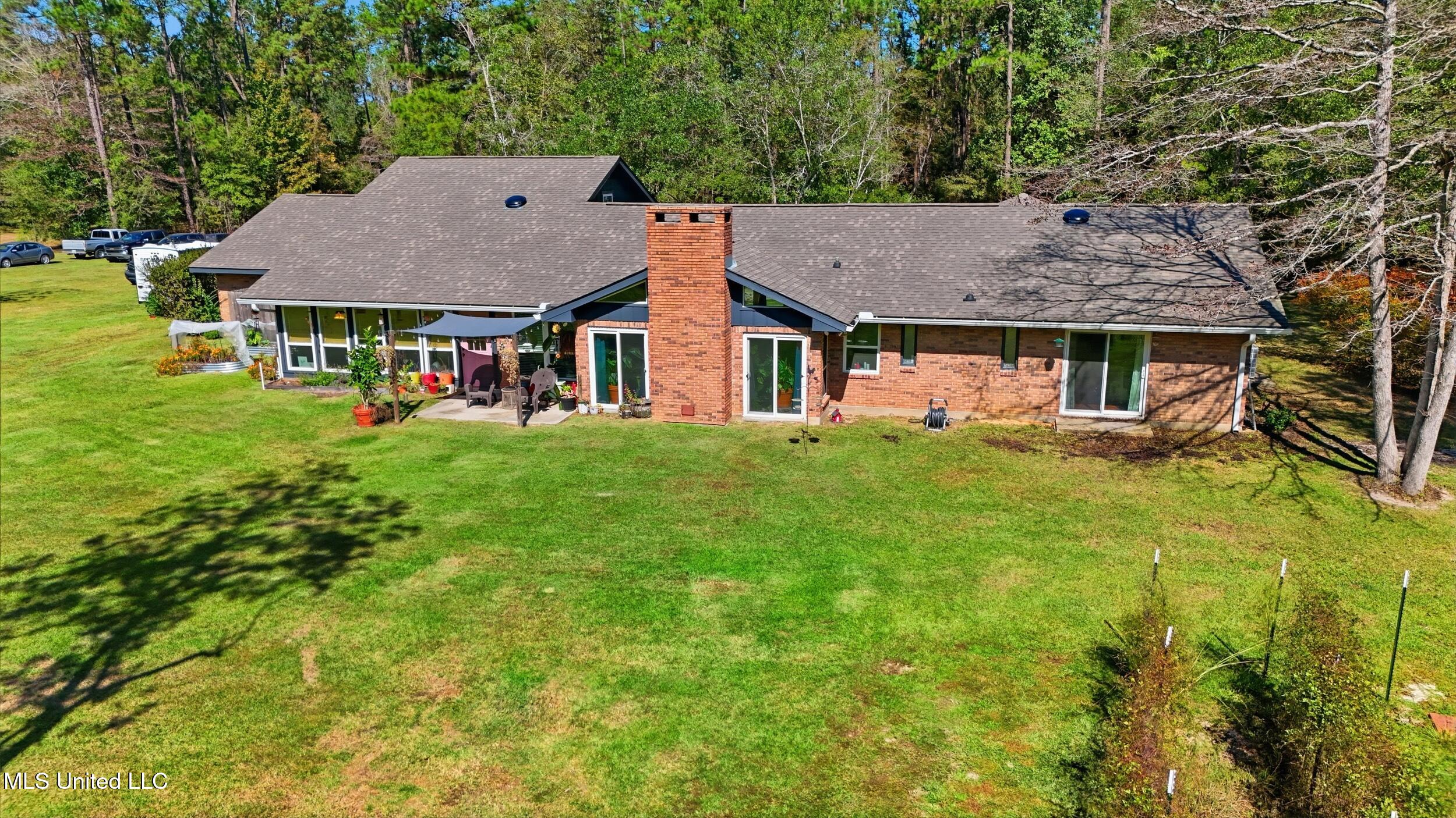 192 Sycamore Road Property Photo 5