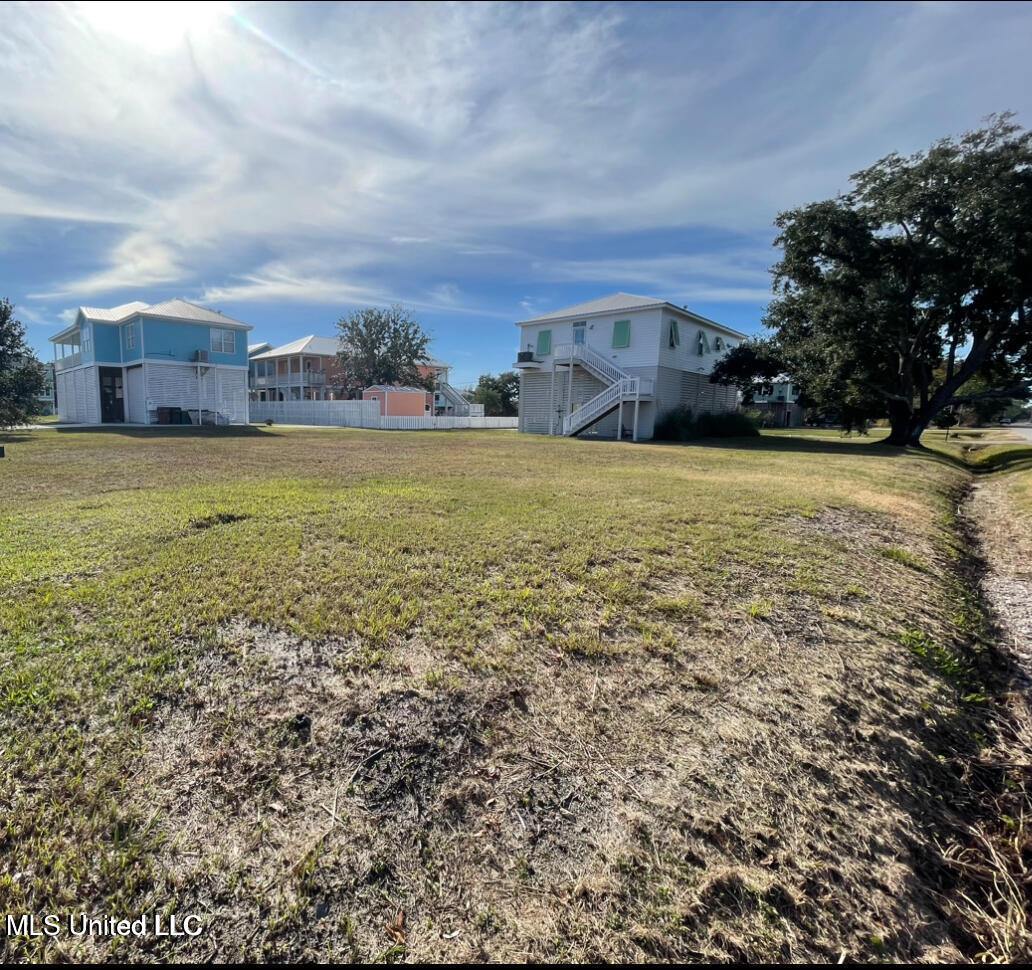 129 Vista Drive Property Photo 3