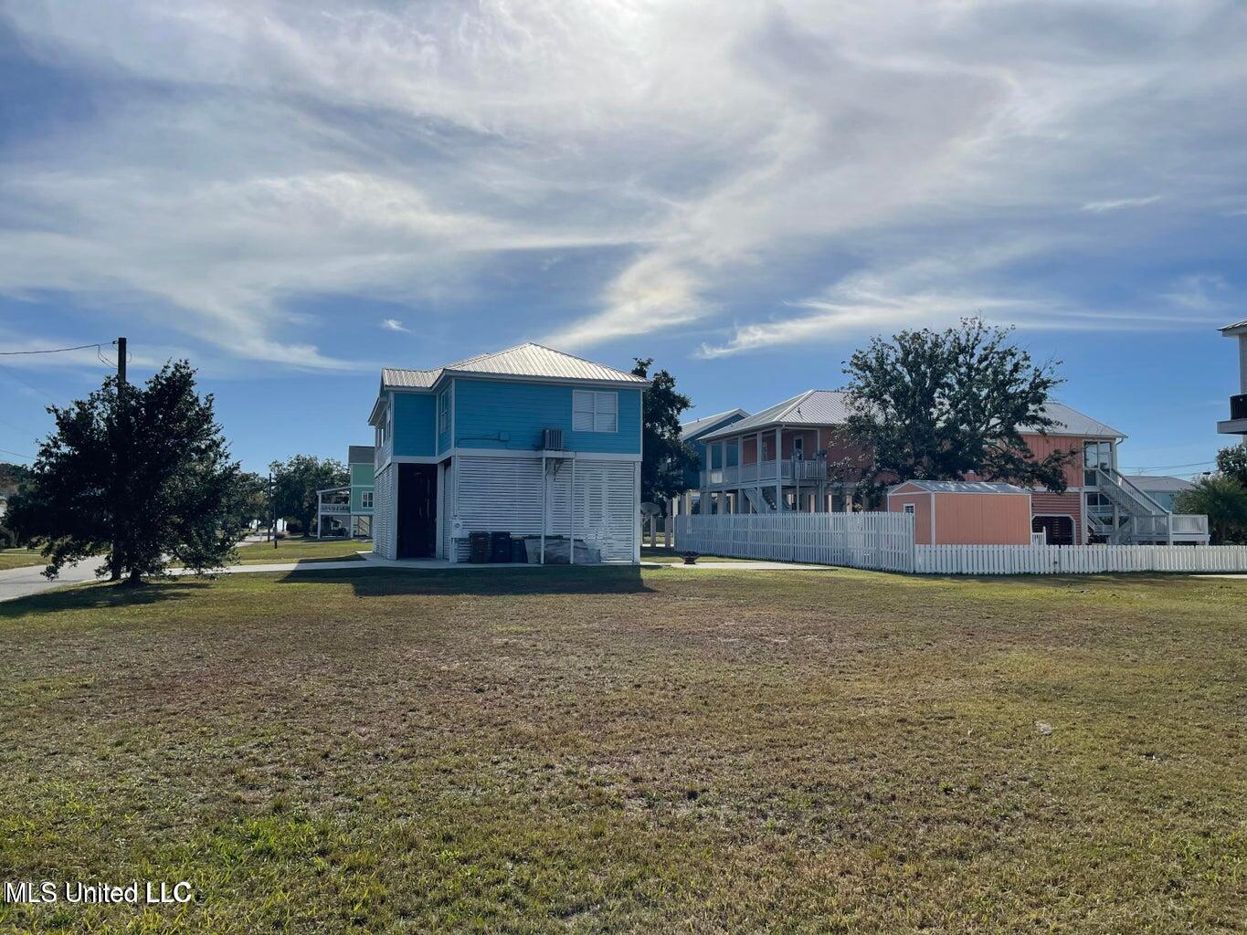 129 Vista Drive Property Photo 4