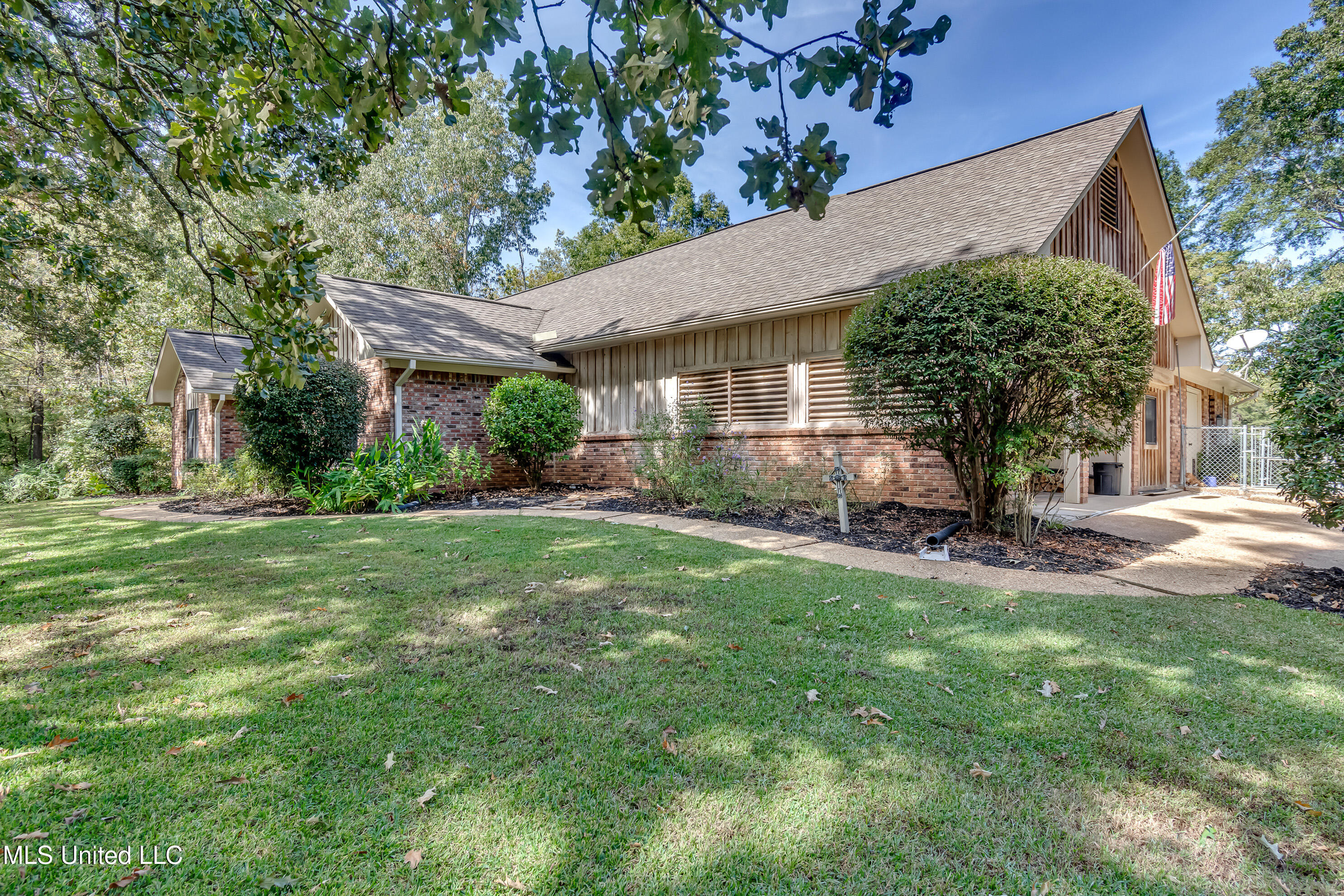 144 Red Fox Lane Property Photo 4