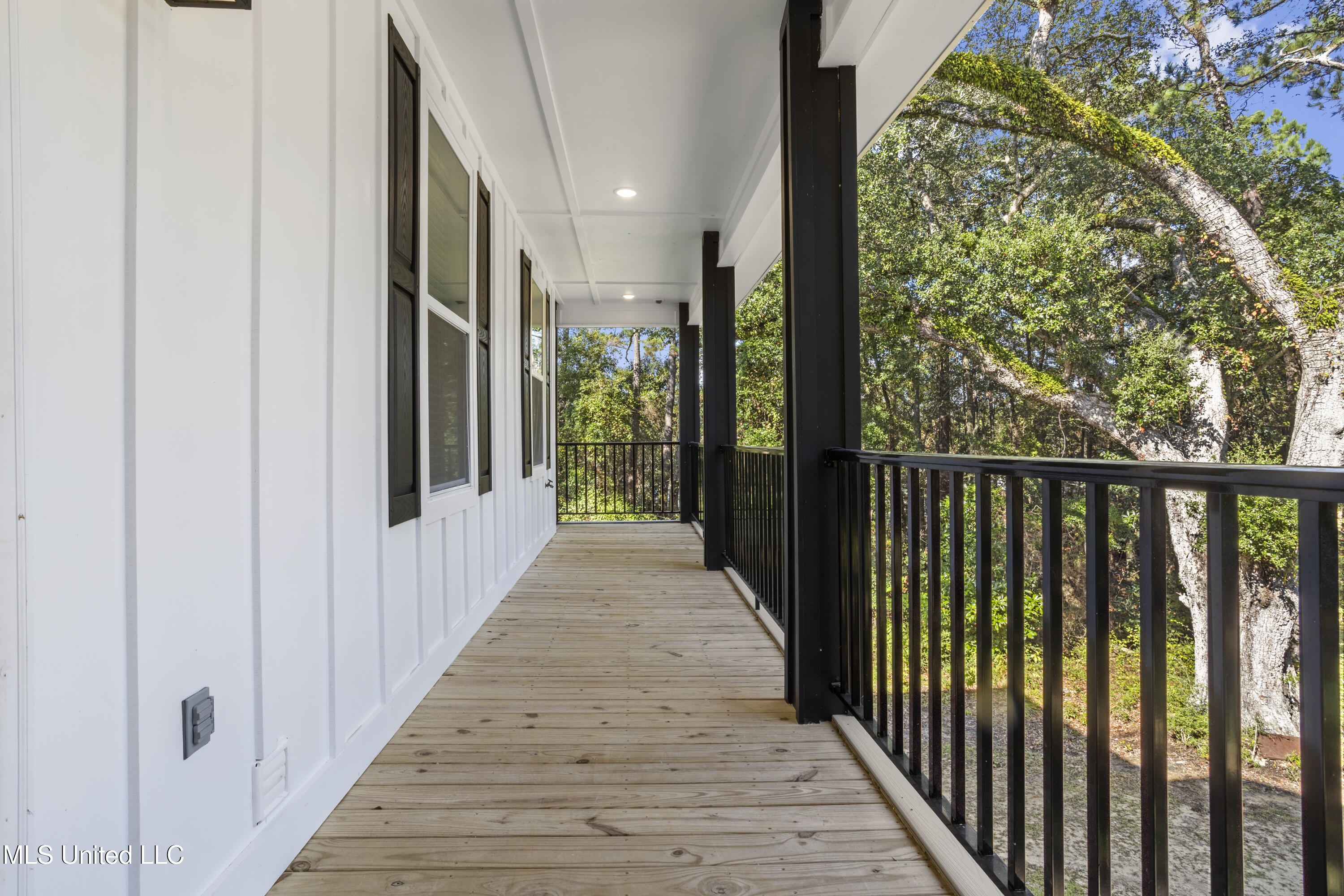 7435 E Oaklawn Road Property Photo 8