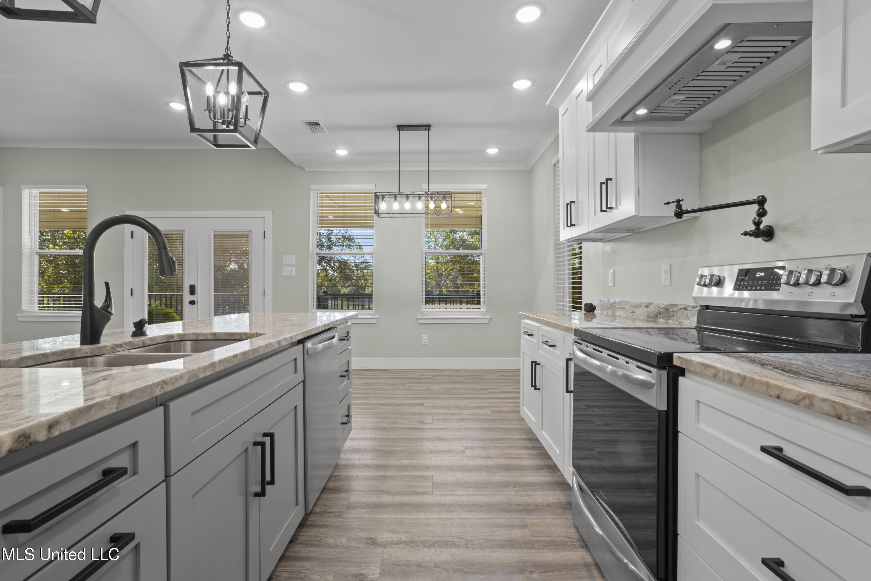 7435 E Oaklawn Road Property Photo 24