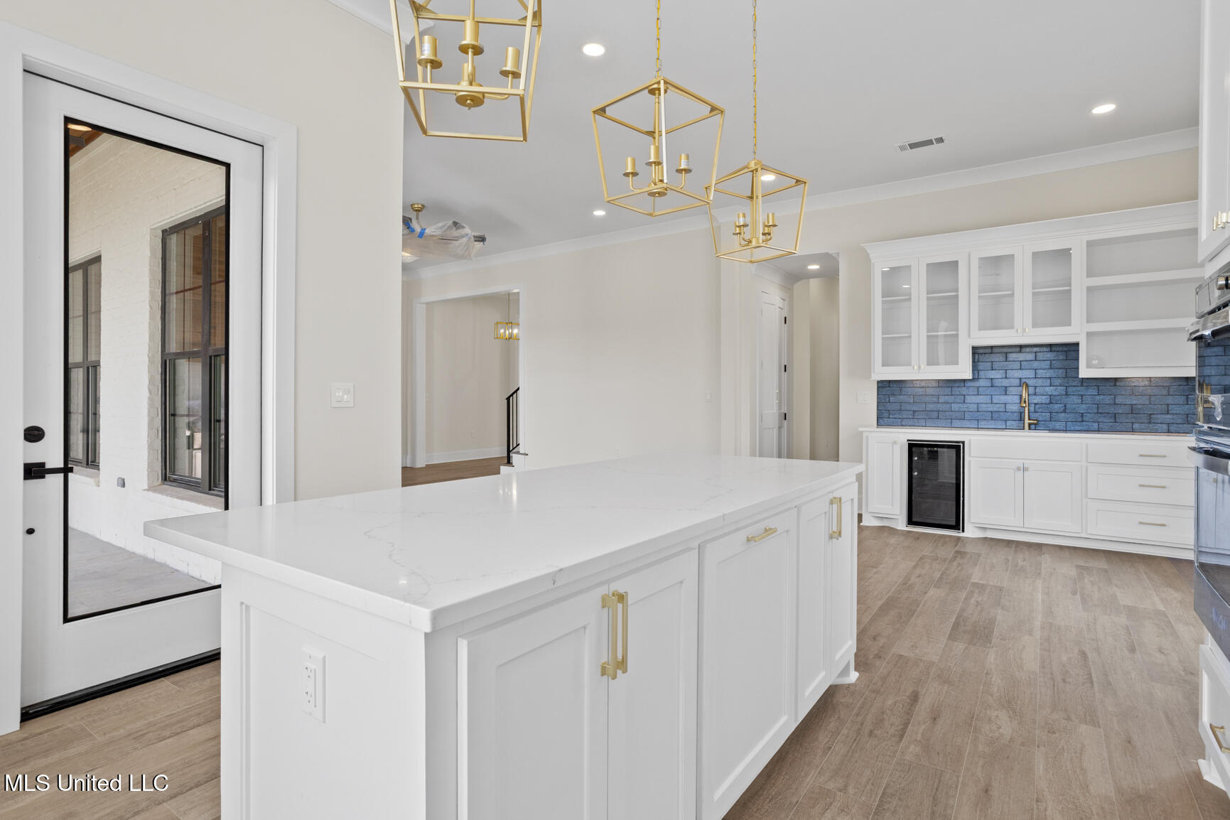 102 Venice Circle Property Photo 13
